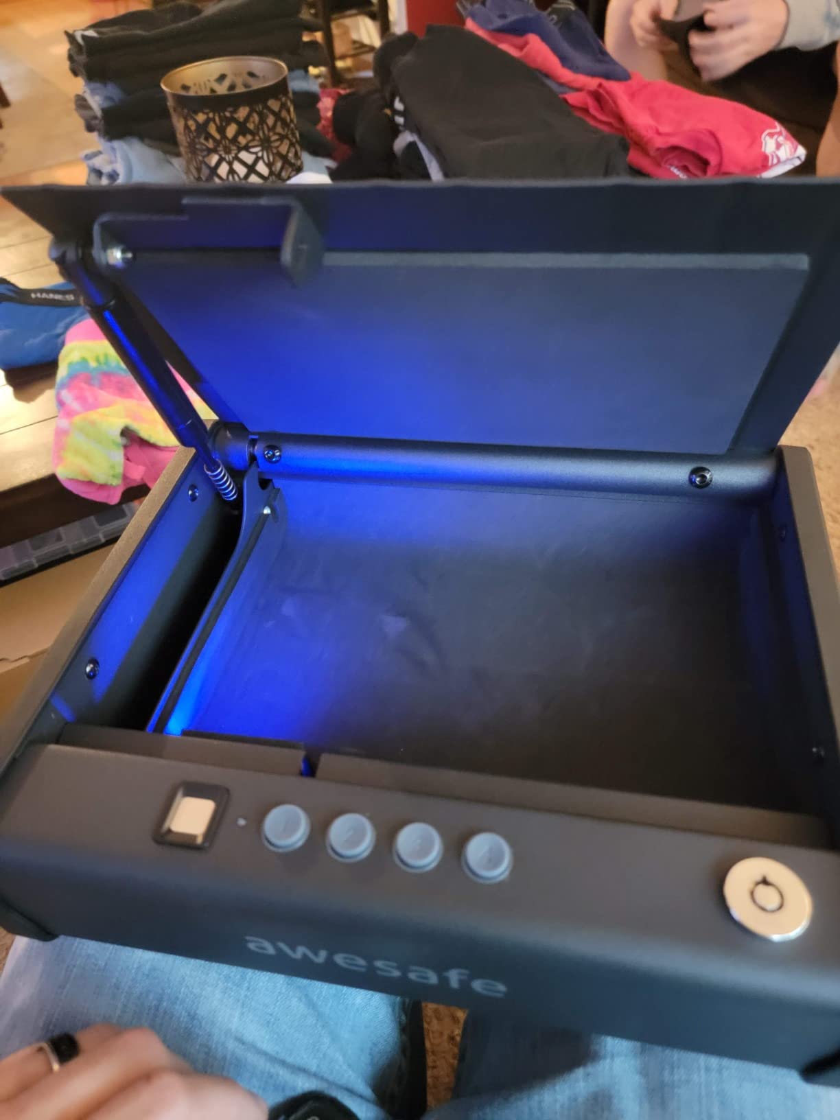 awesafe Biometric Gun Safe for Pistol, 2 Ways Quick Access Handgun Safe with Backlit Digital PIN Key, Portable Car Gun Safe, Gun Lock Box with Gas Strut for Nightstand Bedside Cloakroom Living Room customer photo 1