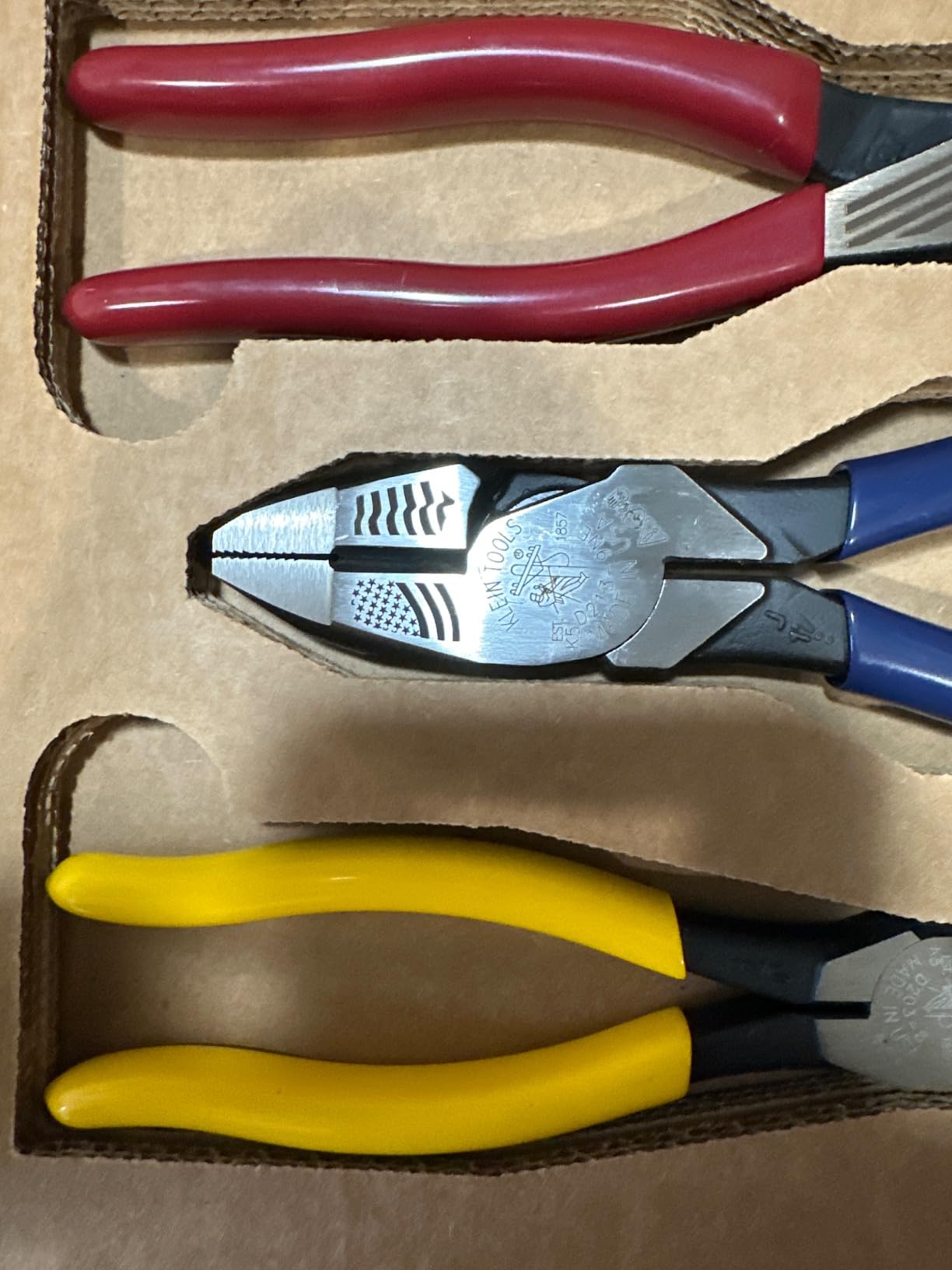 Klein Tools 80020 Plier Set, Made in USA, Lineman's Pliers, Diagonal Cutters, and Needle Nose, Induction Hardened Knives, 3-Piece customer photo 1