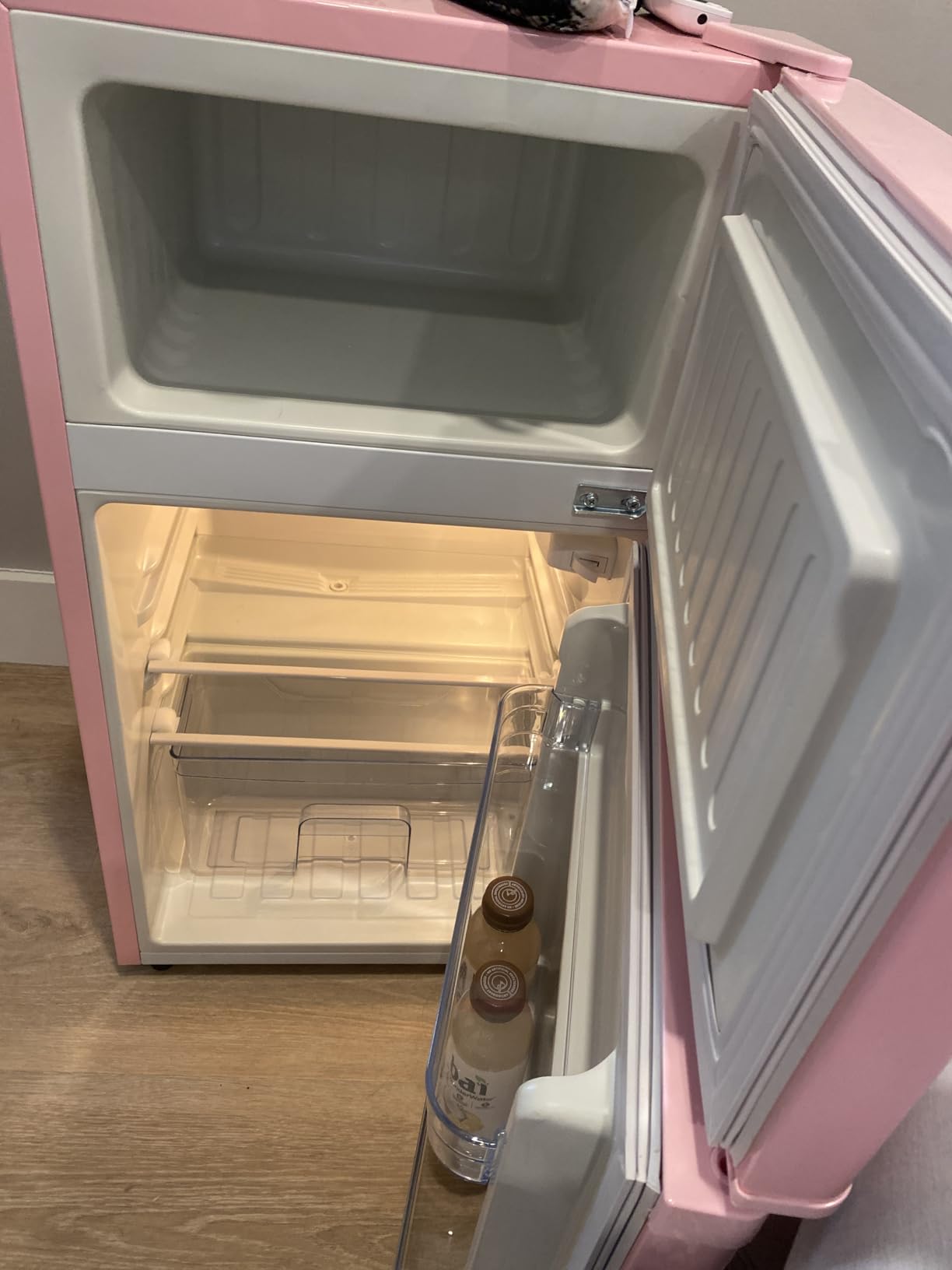HAILANG Mini Fridge With Freezer, 3.2 Cu.Ft Compact Refrigerator, Mini Refrigerator With 2 Doors For Bedroom, Office, Kitchen, Apartment, Dorm, Silver customer photo 2