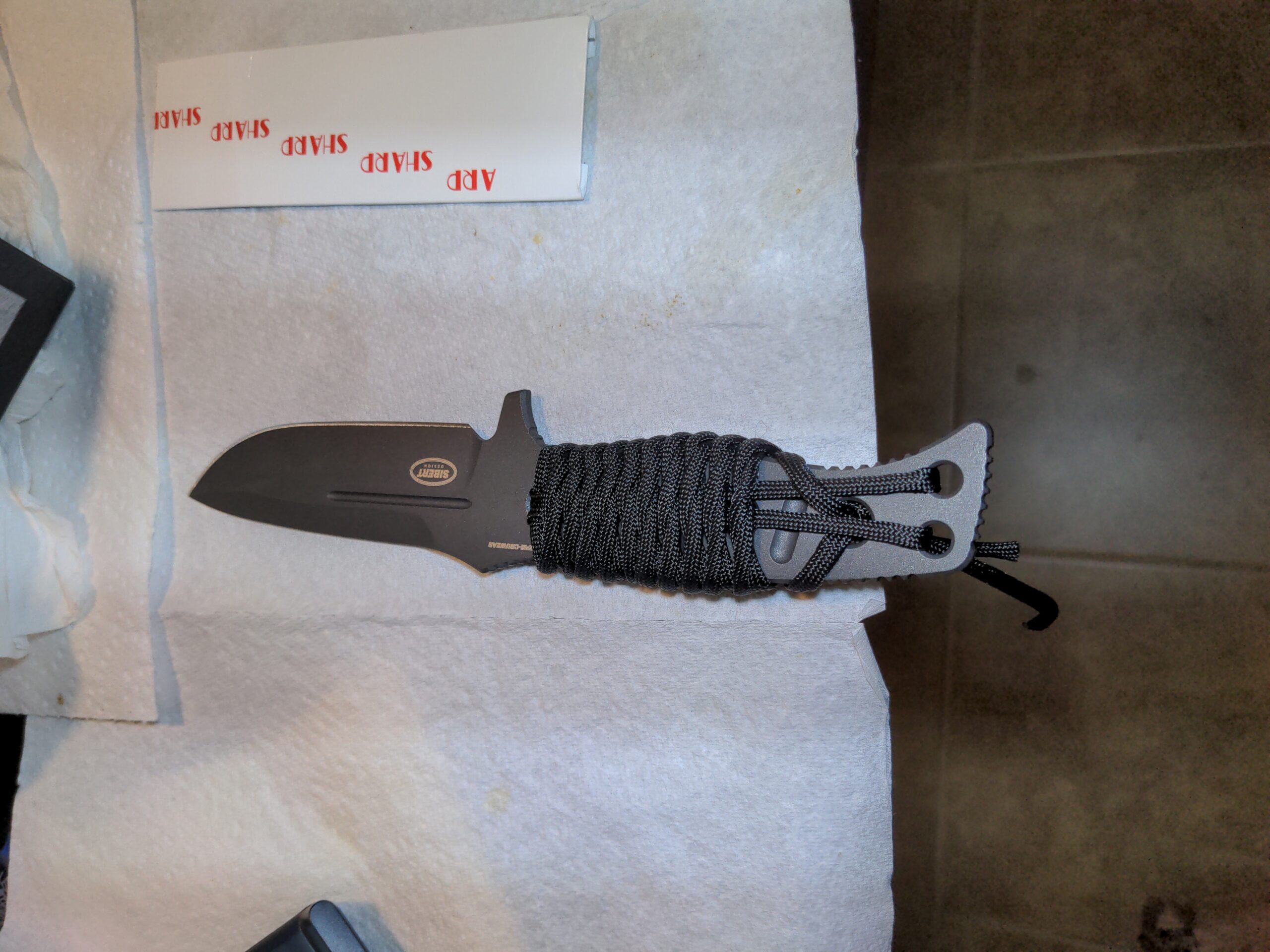 Benchmade Fixed Adamas Tactical Knife, Drop-Point Blade with Flat Earth Paracord Handle (375FE-1) customer photo 1