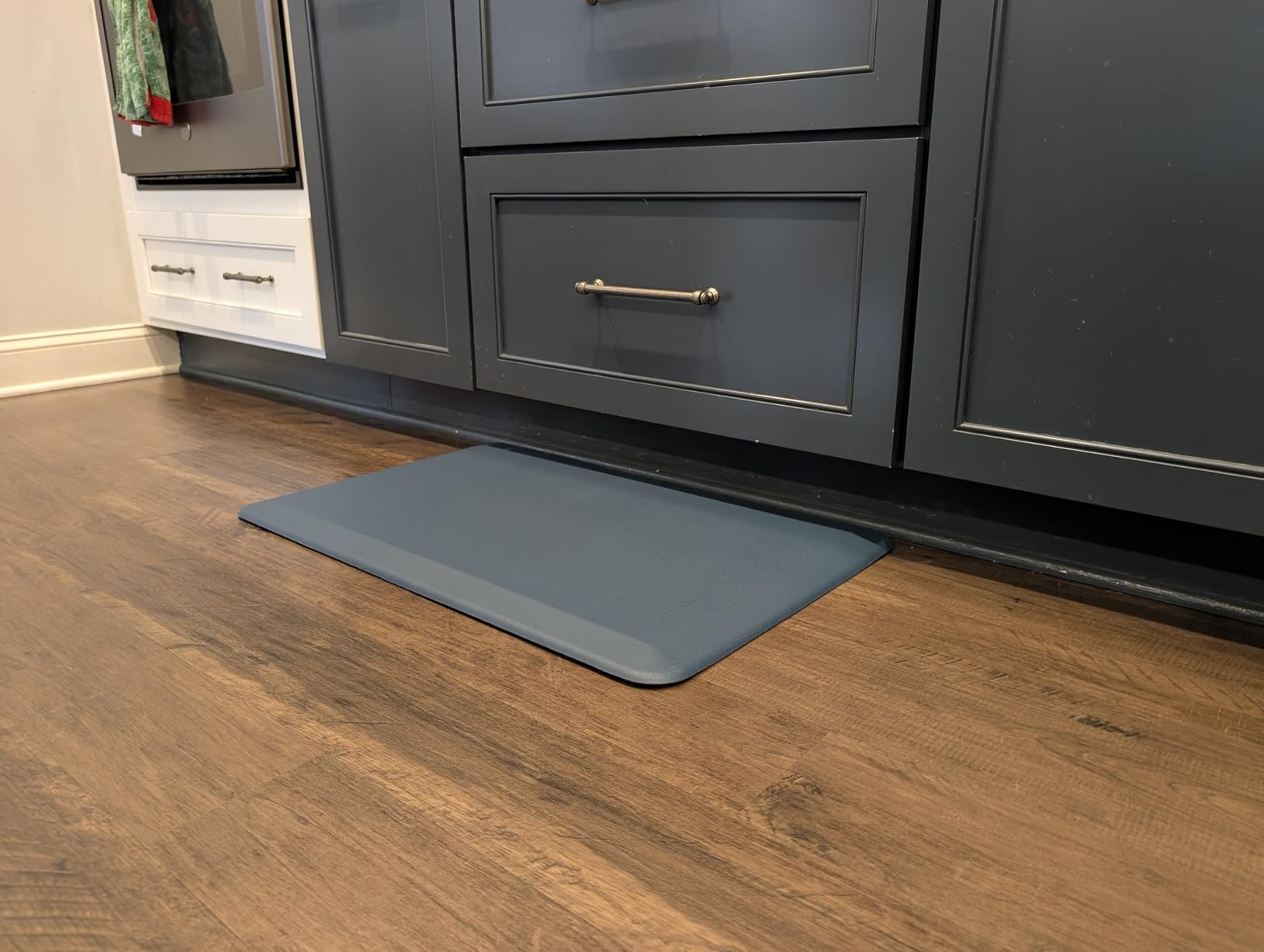 GORILLA GRIP 2 Pack Comfortable Cushioned Kitchen Mats for Floor, 17x29 + 17x59, Waterproof and Stain Resistant, 1/2 Inch Thick Soft Ergonomic Standing Desk Anti Fatigue Mat, Foam Supports Feet, Black customer photo 2