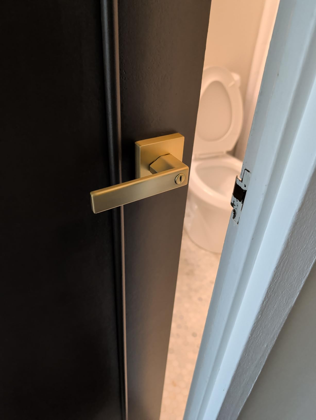 Probrico 8 Pack| Square Privacy Door Levers Locksets in Matte Black Finish, Bed/Bath Door Levers Keyless Interior Handles, Reversible for Left Right Handed Doors customer photo 2