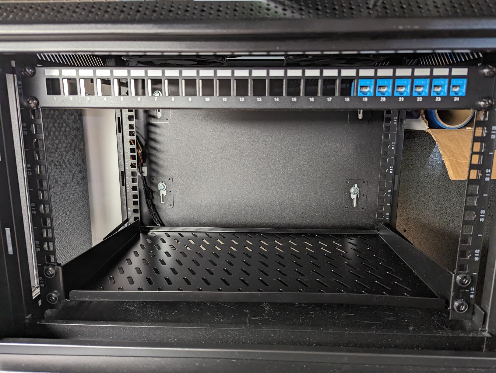 Monoprice 24-Port Blank Keystone Shielded Network Patch Panel, 1U, UL Listed, with Wire Support Bar (TAA), T568A/B customer photo 2
