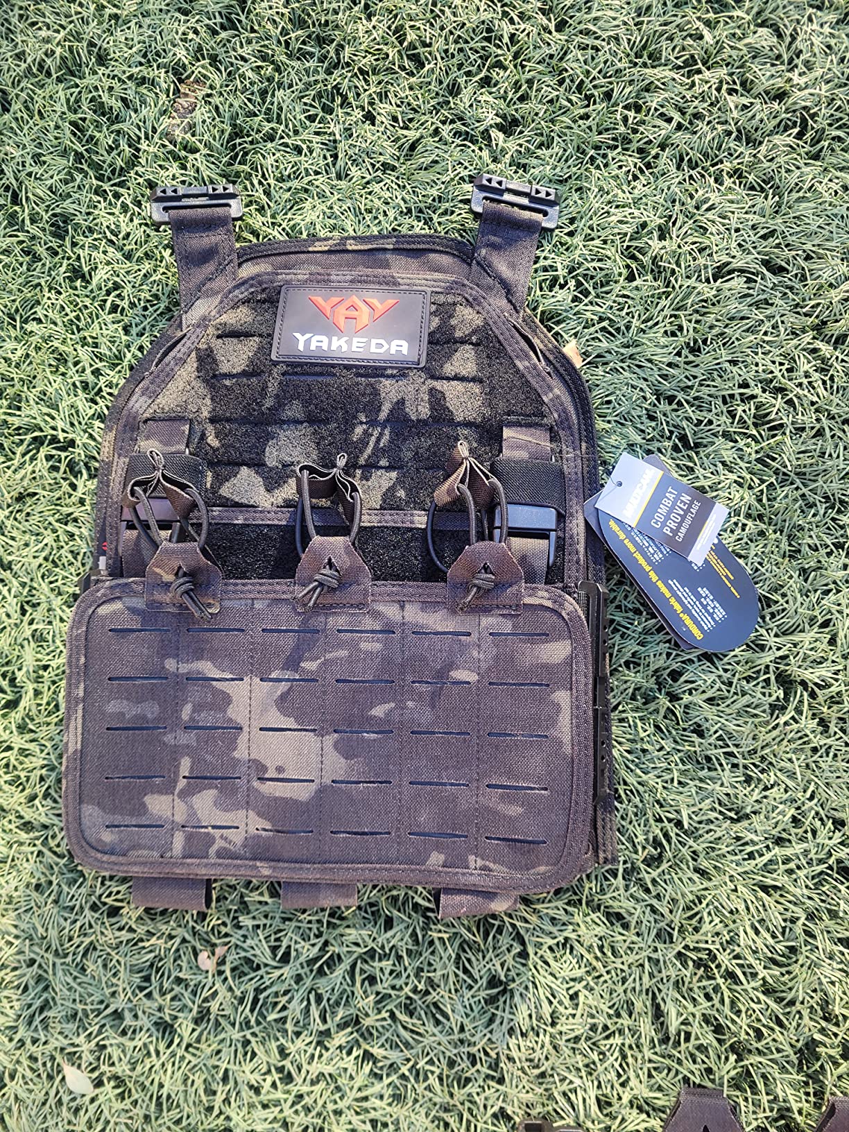 YAKEDA Tactical Outdoor Vest for Men /1000D Nylon Quick Release Laser-Cutting Modular Lightweight Vest customer photo 2