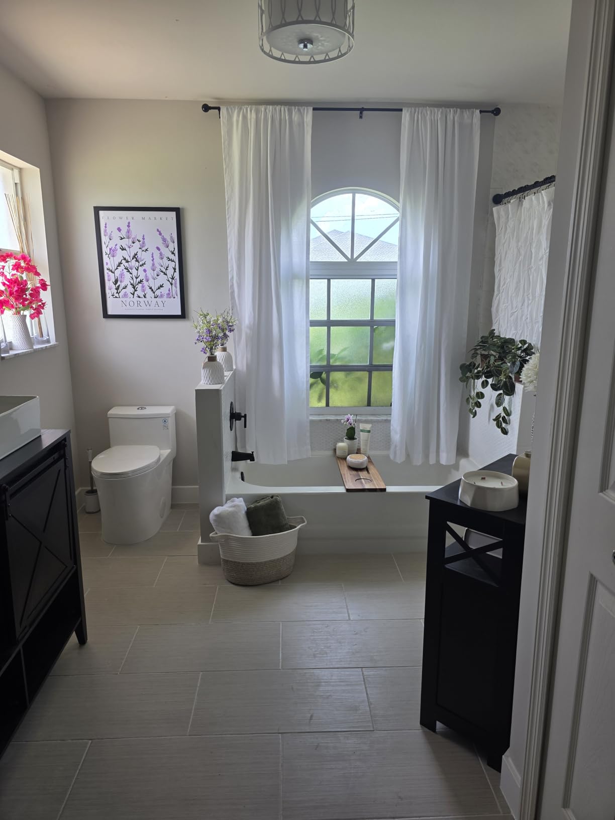 HOROW T0338W Compact One Piece Toilet, ADA Chair Height 17.3