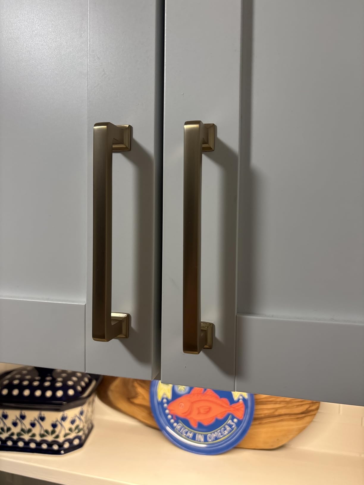 Amerdeco 10 Pack Brushed Brass Cabinet Pulls 5 Inch(128MM) Hole Centers Kitchen Cabinet Handles Cabinet Hardware Kitchen Handles for Cabinets Cupboard Handles Drawer Pulls ZH0019 customer photo 2