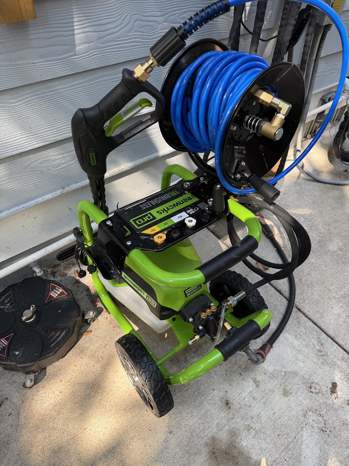 Greenworks Pro Brushless 3000 PSI (CSA Certified) Electric Pressure Washer with Steel Frame customer photo 2