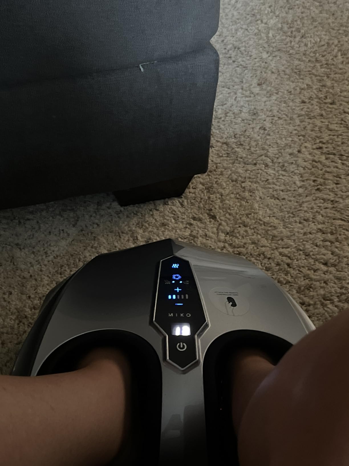 MIKO Foot Massager Machine - Deep Kneading, Shiatsu, Air Compression, and Heat Therapy - Plantar Fasciitis, Diabetics, Neuropathy, Fits Up to Men Size 12 customer photo 2