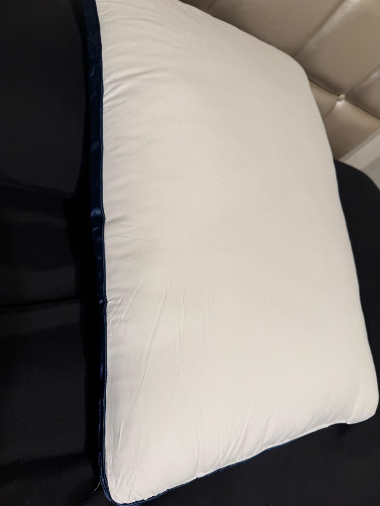 King Size Pillows Set of 2 - Cooling Hotel Luxury Bed Pillows for Sleeping 2 Pack, Supportive Breathable Down Alternative Gusseted Pillow for Side Stomach or Back Sleepers customer photo 2