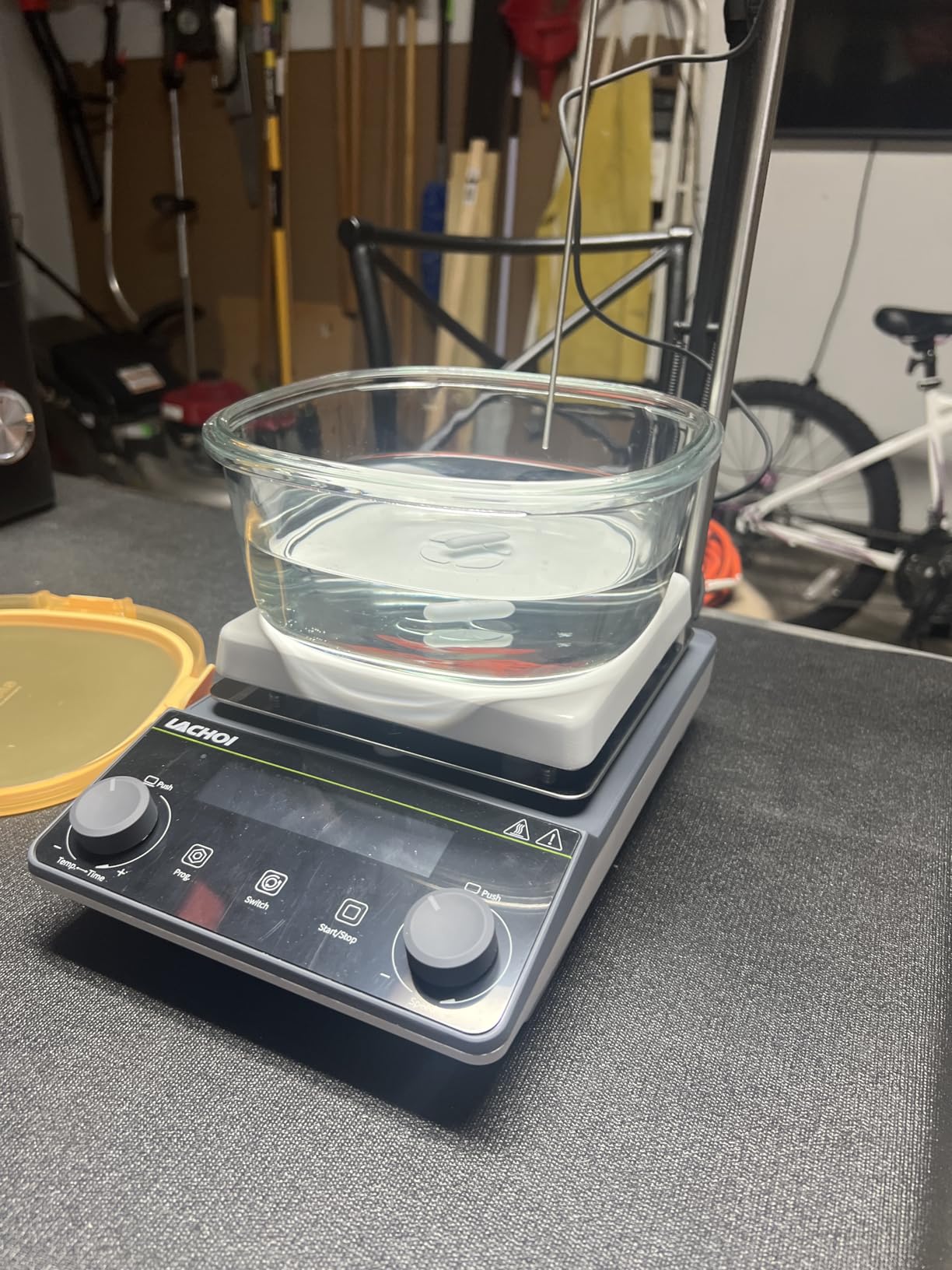Magnetic Stirrer 5.9 inch Magnetic Stir Plate with Stir Bar LCD Display 100-1600RPM Max Stirring Capacity 5000ml Digital Magnetic Stir Plate Magnetic Mixer Lab Stirrers (No Heating) customer photo 1