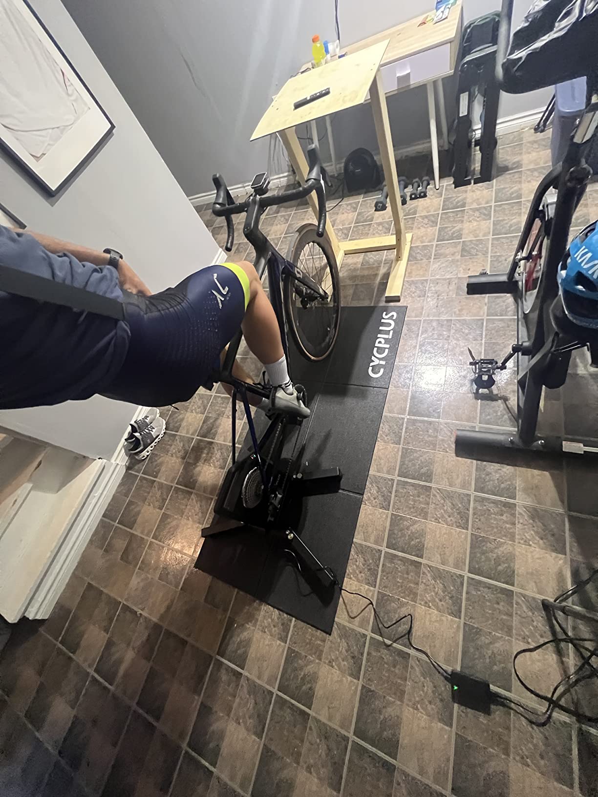 CYCPLUS Smart Bike Trainer, Brushless Motor, Gradient Simulator customer photo 1