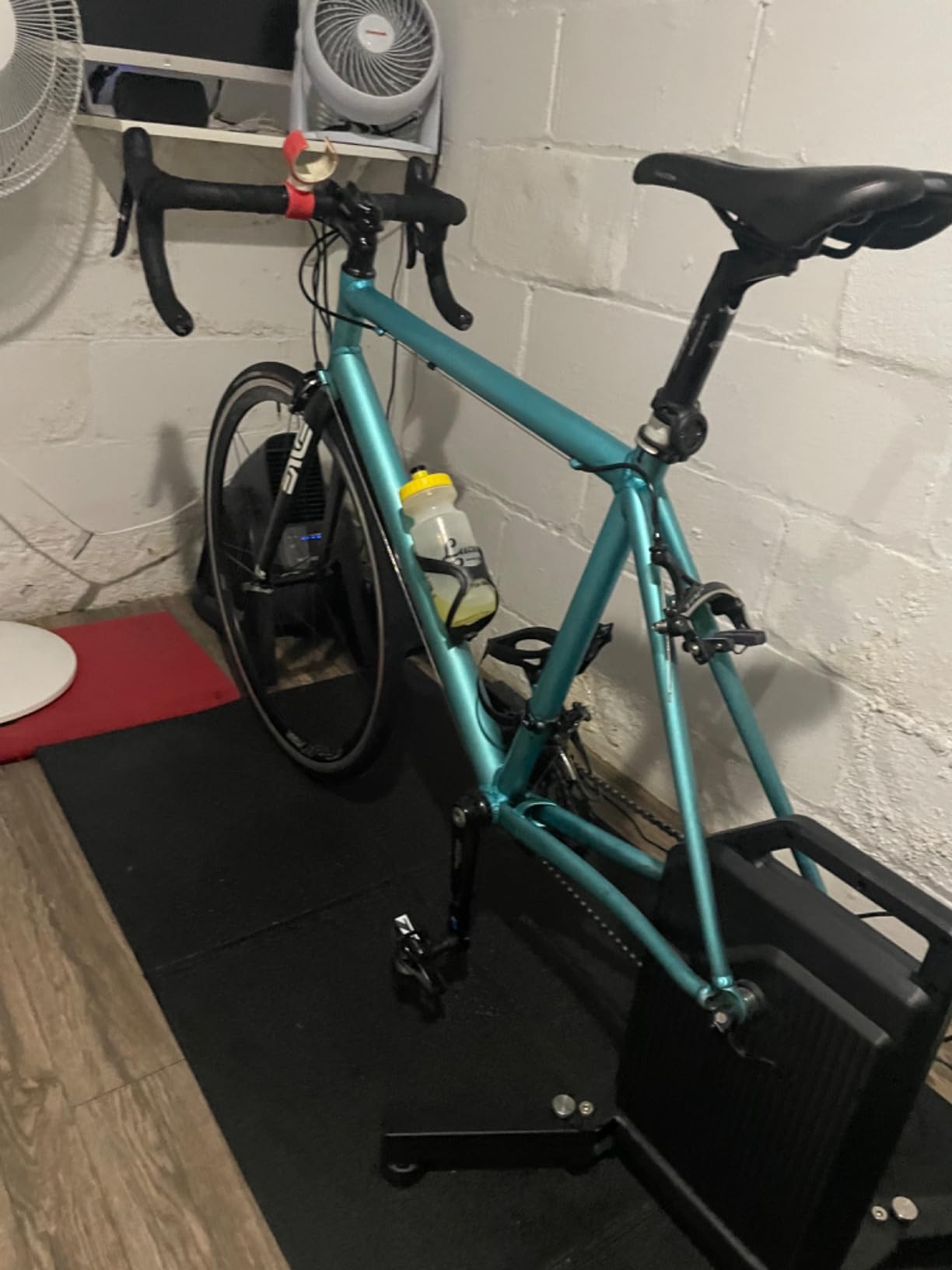 CYCPLUS Smart Bike Trainer, Brushless Motor, Gradient Simulator customer photo 2