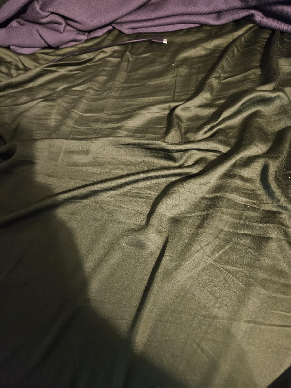 DOZ Sheet Set, 100% Viscose derived from Bamboo, Organically Grown, Buttery Soft, Cooling Sheets, High GSM, Deep Pockets - 3 Piece - 2 Pillowcases 1Fitted Sheet (Forest, Queen) customer photo 2