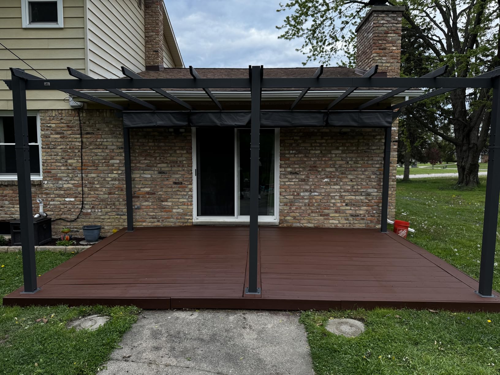 PURPLE LEAF 12' X 16' Outdoor Pergola with Retractable Canopy Aluminum Shelter for Porch Garden Beach Sun Shade Pavilion Grape Trellis Grill Gazebo Modern Backyard Deck Metal Patio Pergola Gray customer photo 1