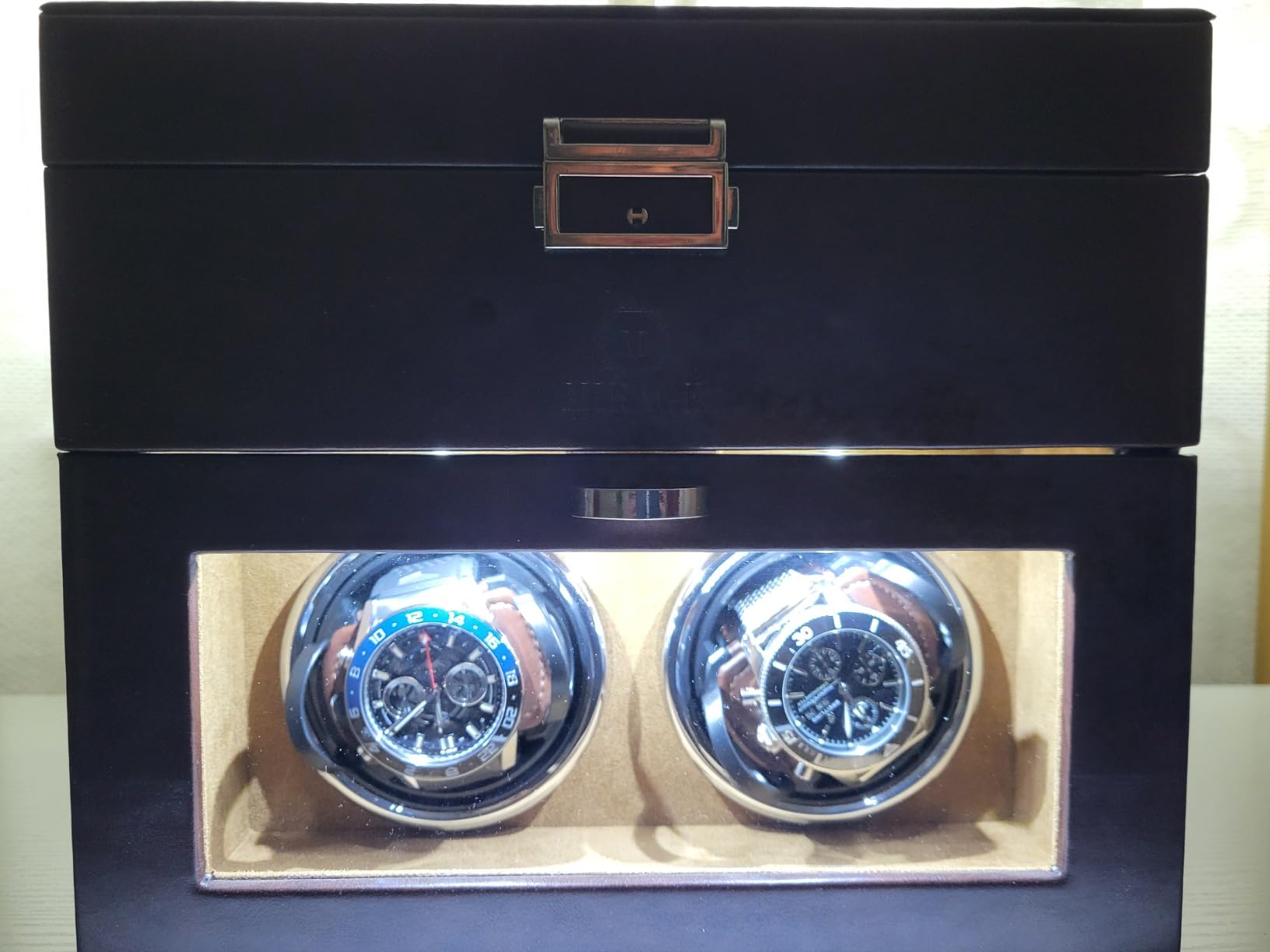 Mirage Watch Winder Safe Case with 8 Slot Storage and LED Lights - Ebony Black customer photo 1