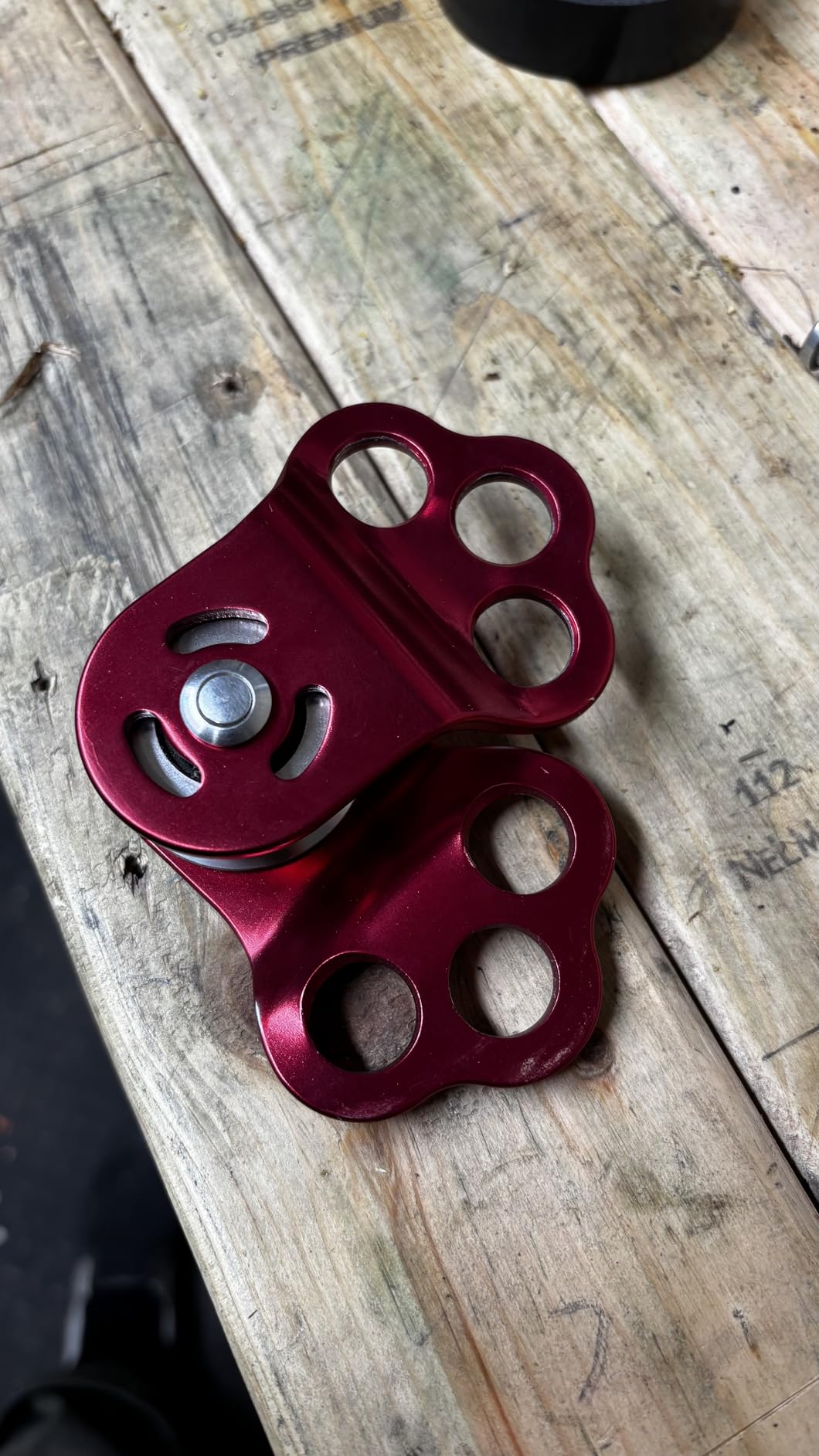 30KN Climbing Single Pulley Climbing Three Hole Hitch Pulley Climbing Bearing Pulley, Hauling Pulley for Rock Climbing, Rappelling, Zipline Sports etc. customer photo 2