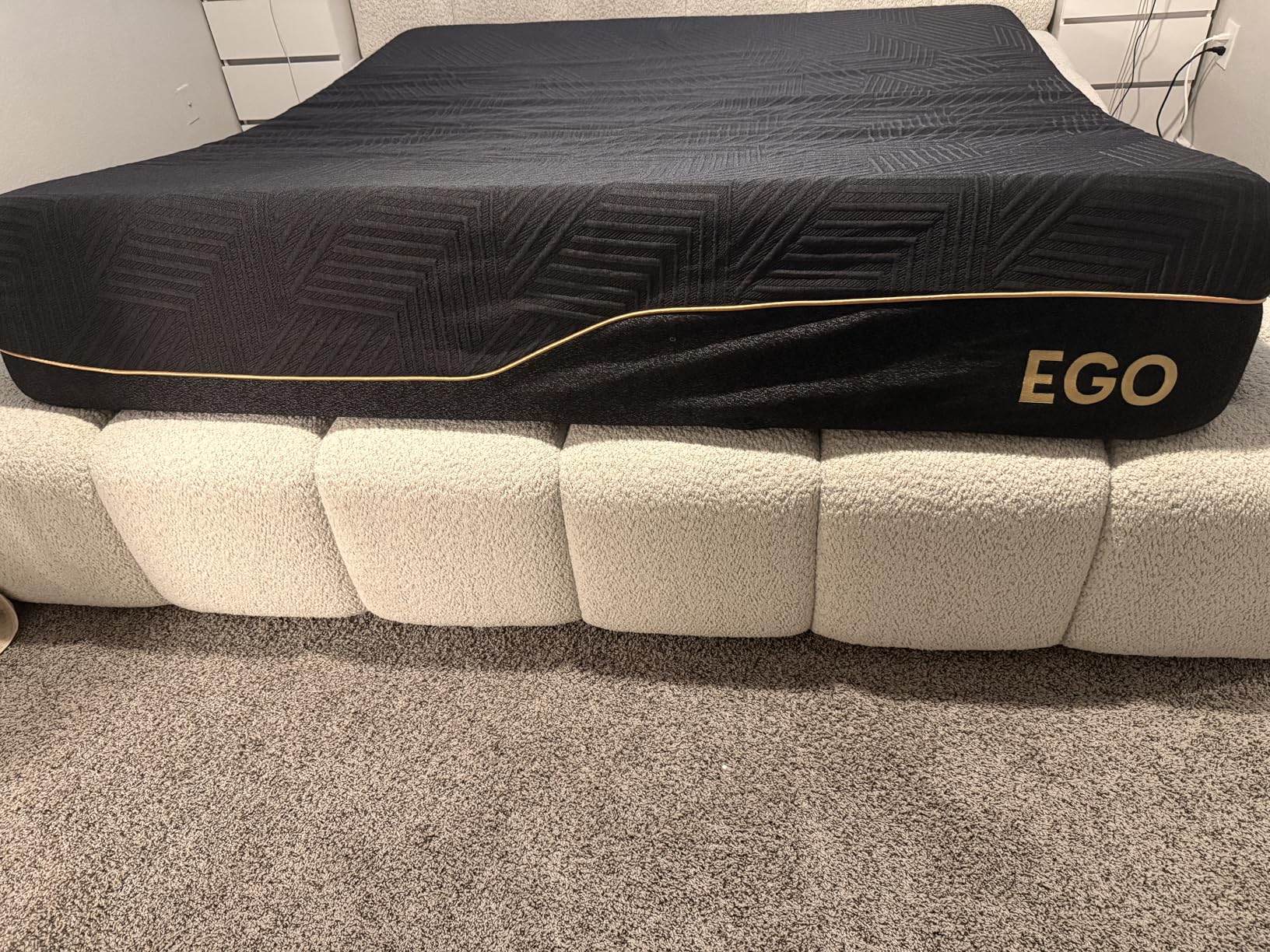MLILY EGOHOME 14 Inch Queen Memory Foam Mattress for Back Pain, Cooling Copper Gel Bed in a Box, Foam Made in USA, CertiPUR-US Certified, Therapeutic Medium Firm customer photo 1