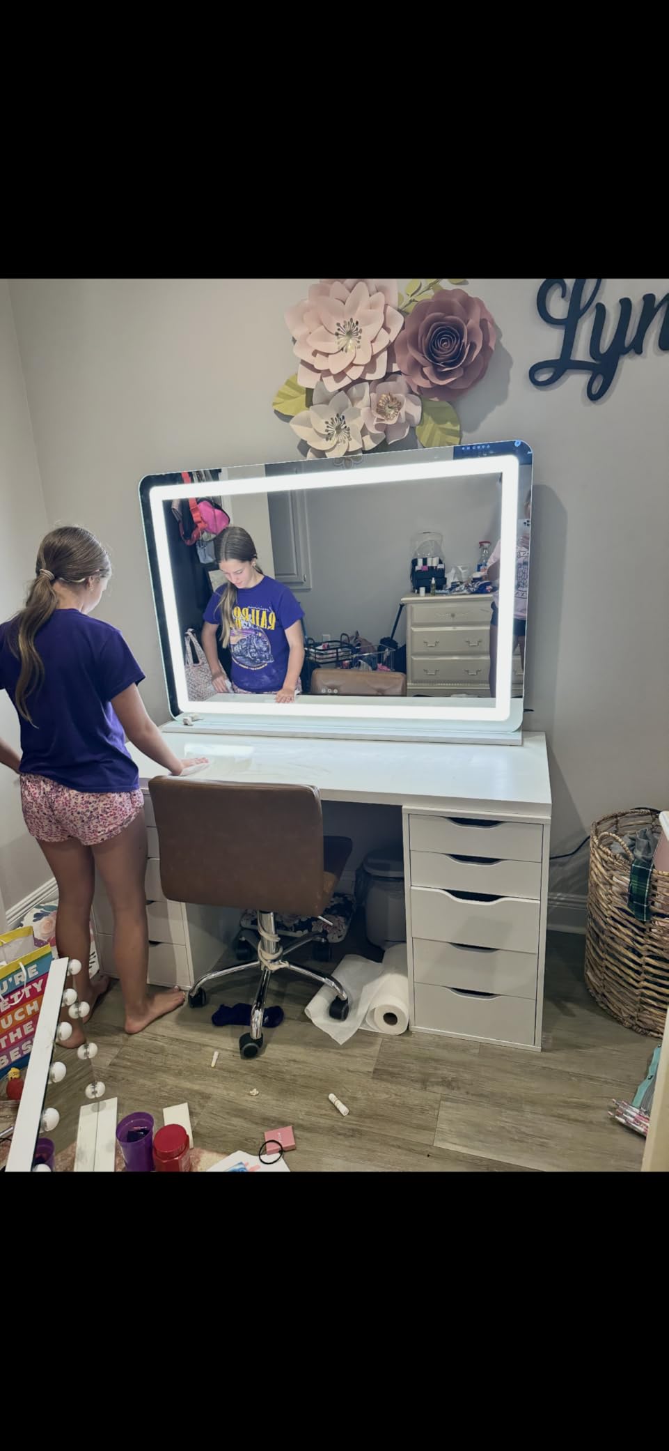 Hasipu Vanity Mirror with Lights, 32