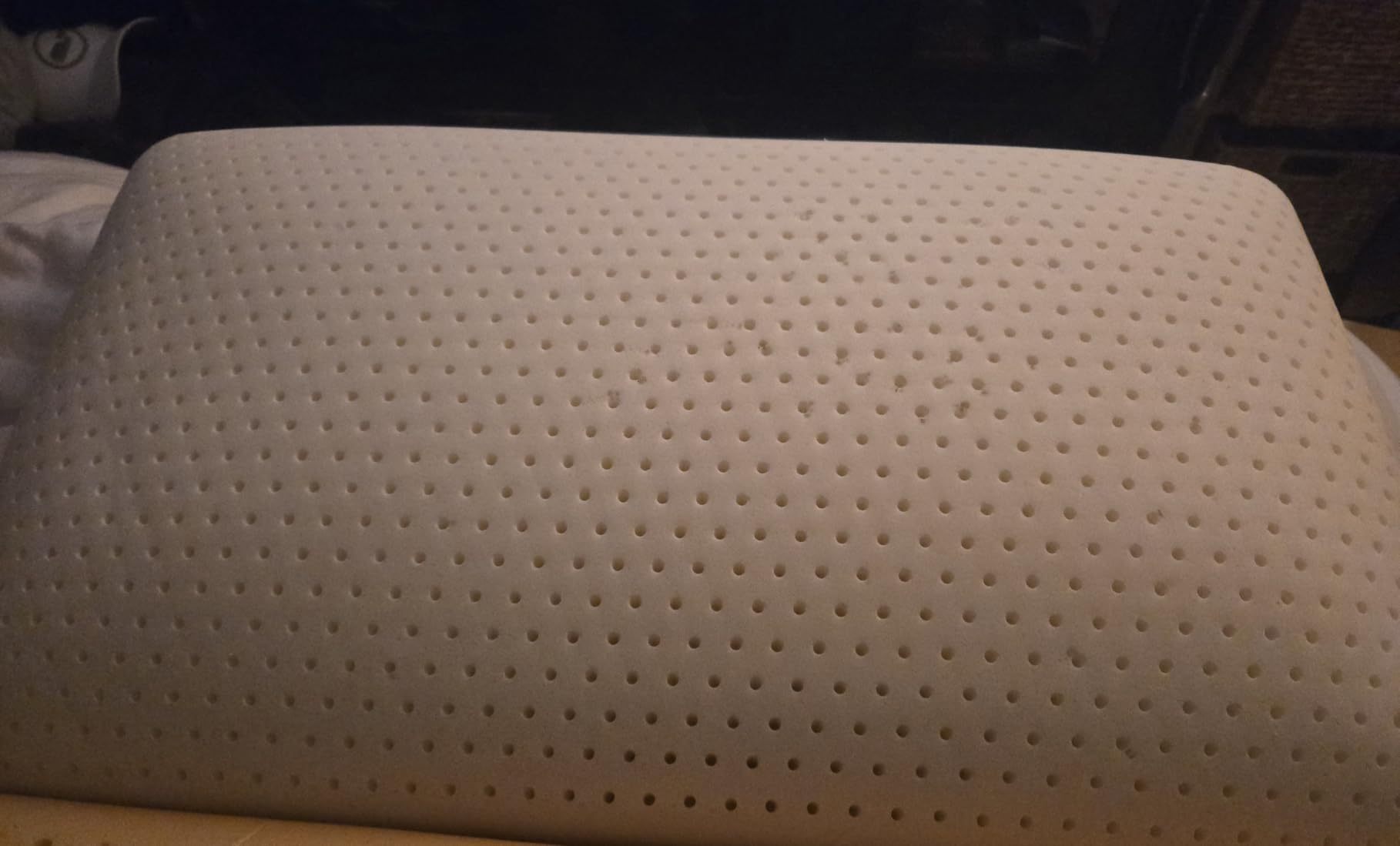 Kiss Dream 100% Talalay Latex Pillow, Natural Sleeping Bed Pillow - Luxury Soft Queen Size Pillow for Side, Back, and Stomach Sleepers - Removable Breathable Cotton Cover (Queen (Medium)) customer photo 1