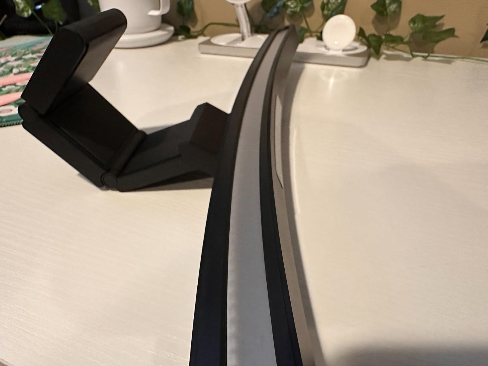 ONWAY Curved Monitor Light Bar with Wireless Remote, Monitor Auto-Dimming and Camera Base, Applicable to All Screens, No Screen Glare, for Home Office customer photo 2