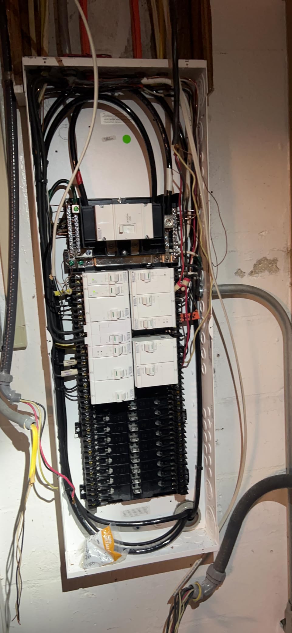 Leviton 30 Space, 30 Circuit Indoor Load Center with 200 Amp Main Circuit Breaker, LP320-BPD customer photo 1