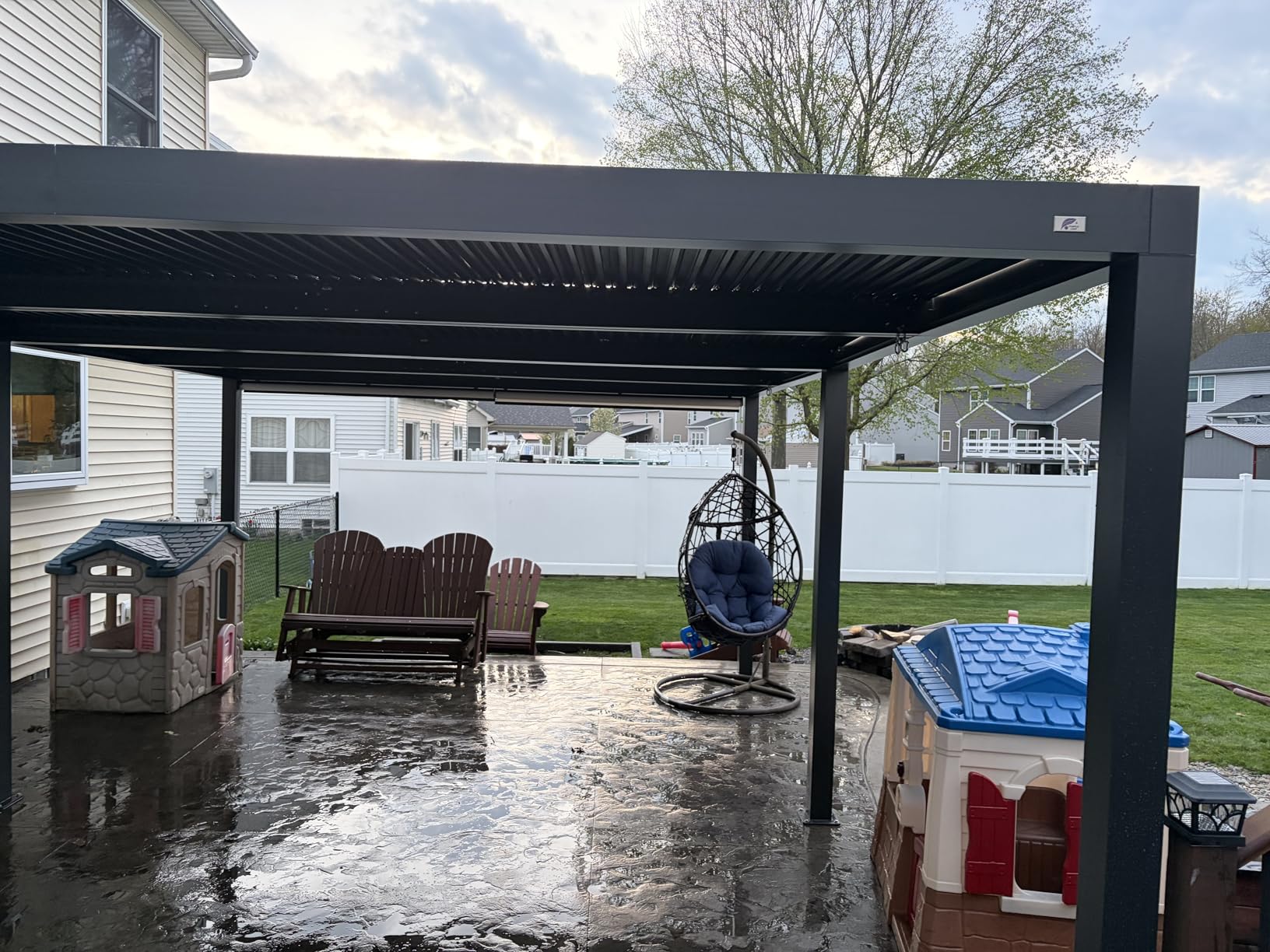 PURPLE LEAF Louvered Pergola 94AS 12' x 16' Outdoor Aluminum Pergola with Adjustable Roof for Deck Backyard Garden Grey Hardtop Gazebo customer photo 1