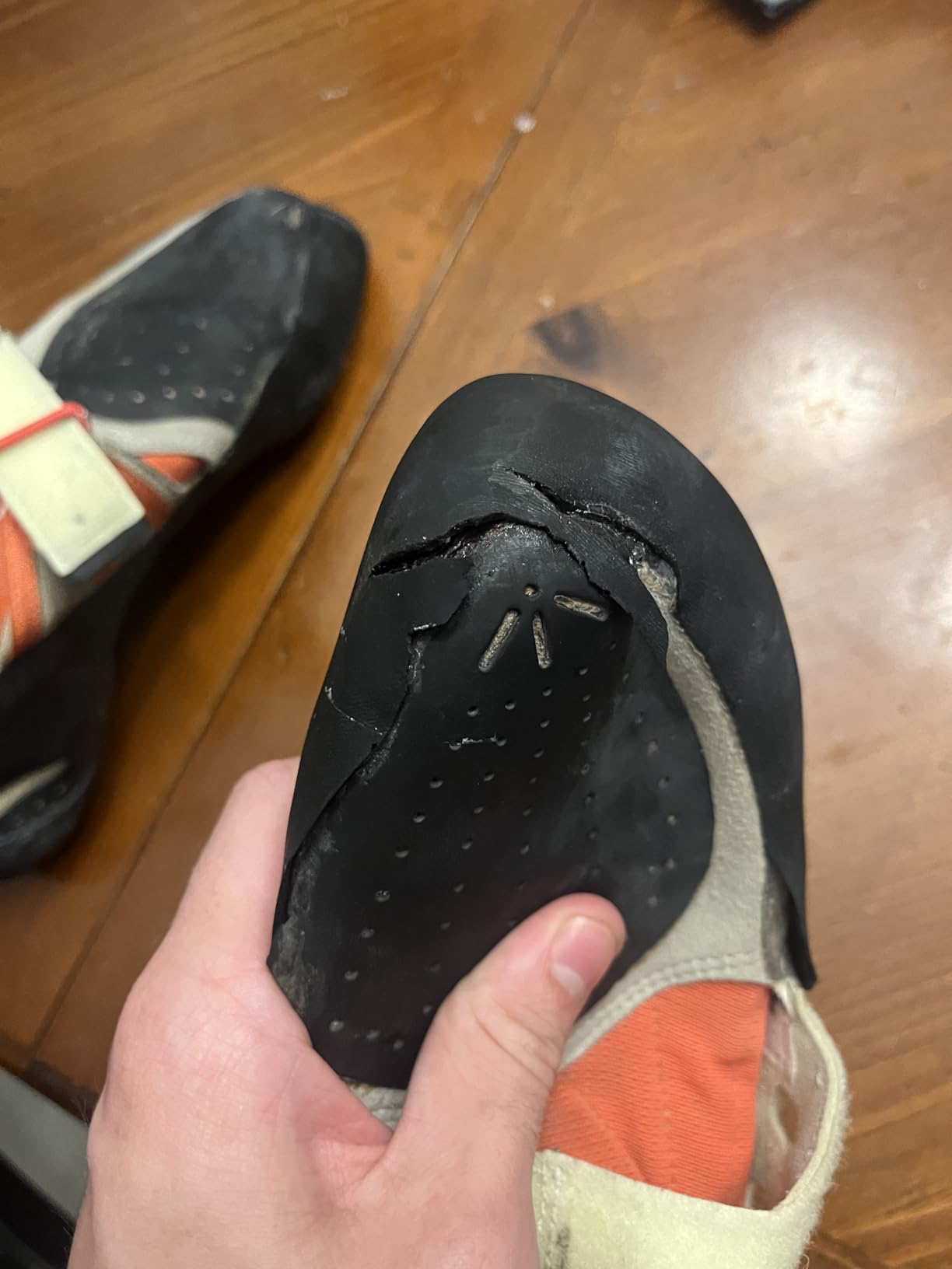 BUTORA Unisex Acro Rock/Indoor Climbing Shoes customer photo 2