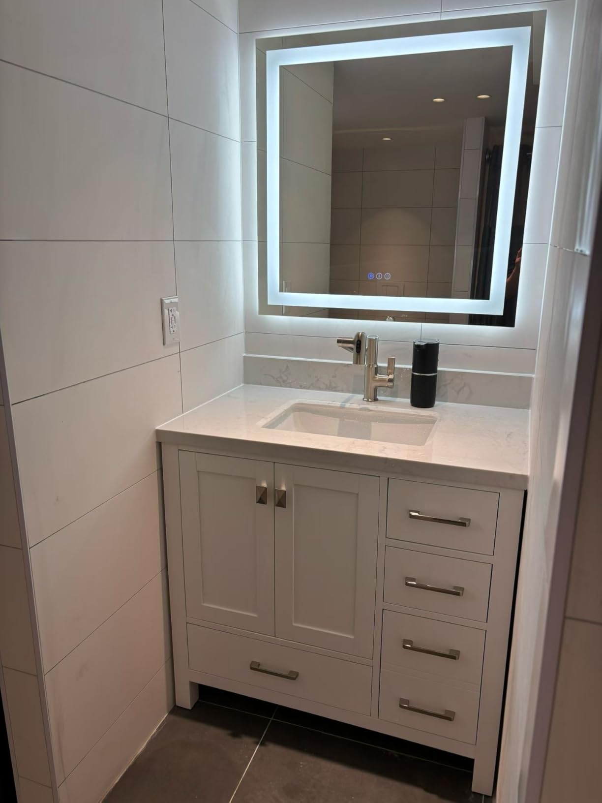 Amorho LED Mirror for Bathroom 36