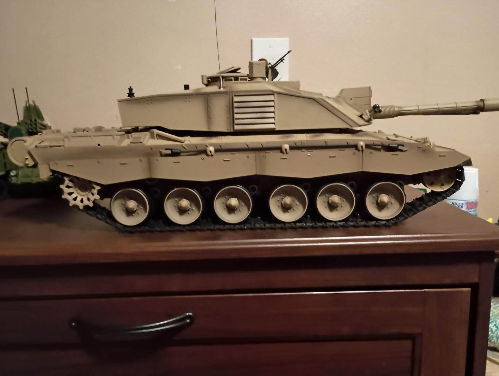 Heng Long, RC Tank 1/16 7.0 Upgraded Challenger Ii RTR RC Tank 3908 Metal Tracks Smoking Generator Metal Driving Gearbox BB Shooting Airsoft Tank that Shoot BB pellets customer photo 2