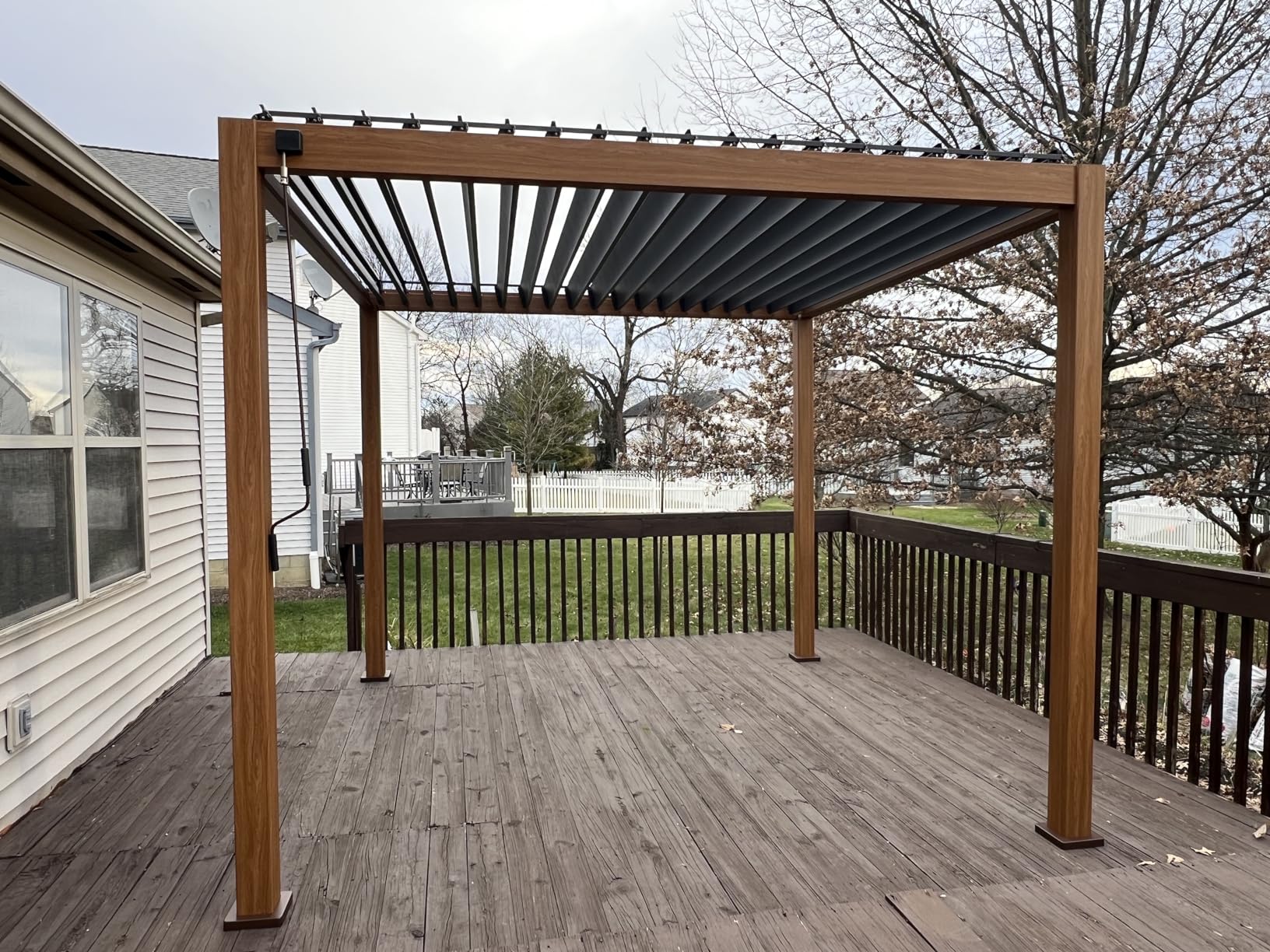 MIRADOR 111S Takasho Louvered Pergola 10x13 Wood Grain Outdoor Aluminum Pergola with Adjustable Rainproof Roof Full Aluminum Frame Ideal for Outdoor Deck Garden Patio Durable, Cherry Oak customer photo 2