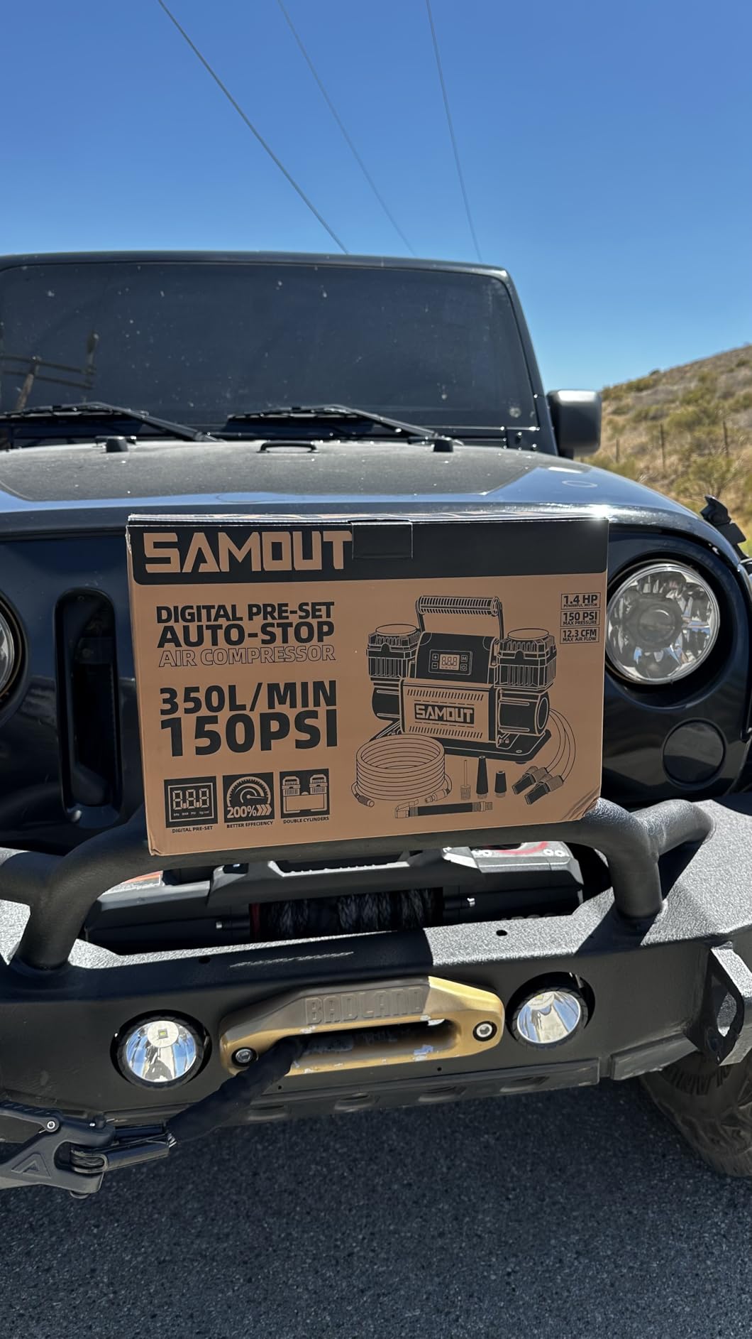 SAMOUT 12V Digital Air Compressor, Offroad Portable Inflator 12.3 CFM, Air Pump Max 150PSI for Heavy-Duty Tires, with LCD Control Panel to Preset Target Pressure, 4x4 Vehicle, SUV, RV customer photo 1