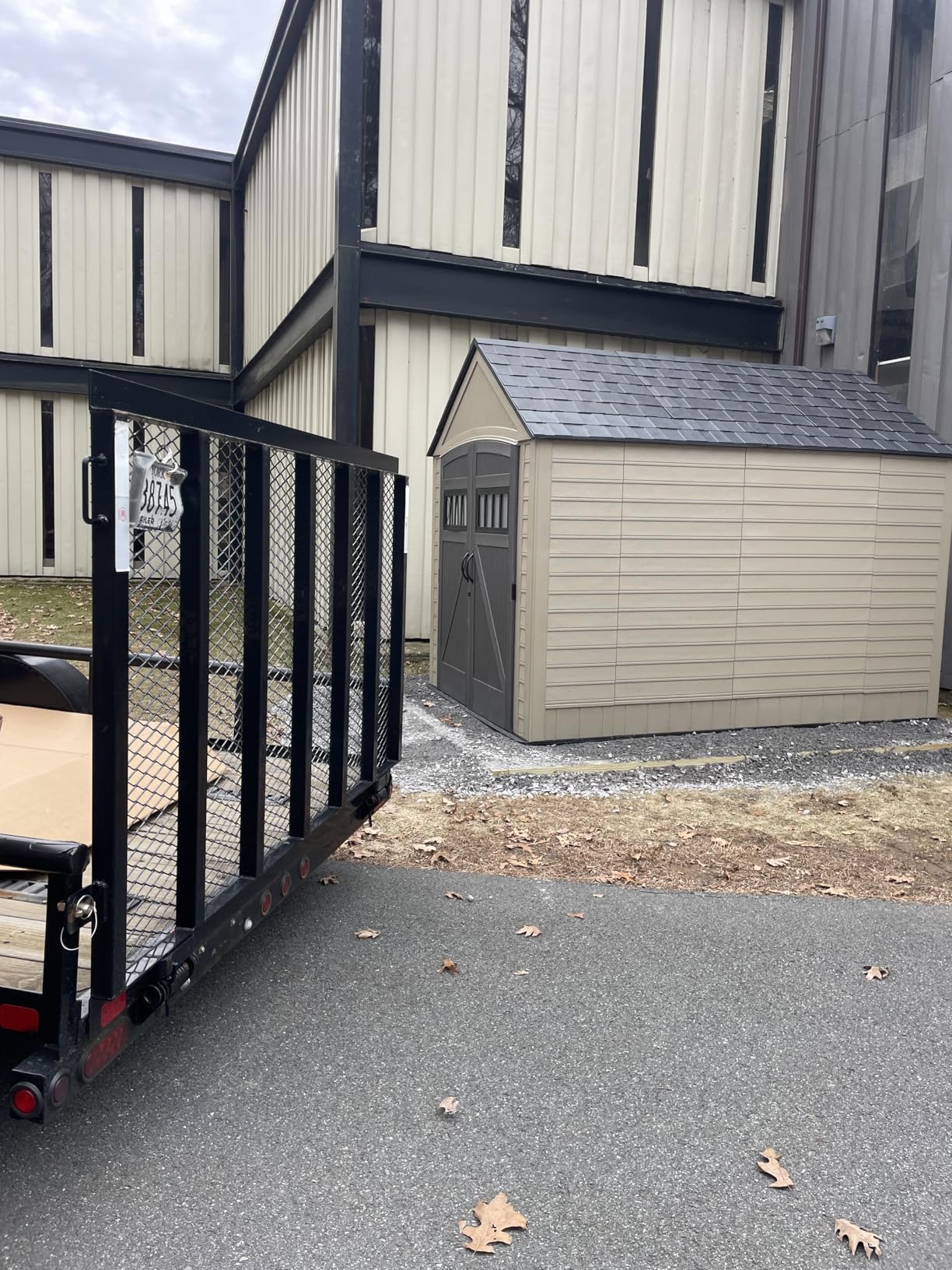 Rubbermaid Large Resin Outdoor Storage Shed With Floor (7 x 7 Ft.), Weather Resistant, Brown, Organization for Home/Lawn Mower/Backyard Equipment/Bike Storage/Pool Supplies customer photo 1