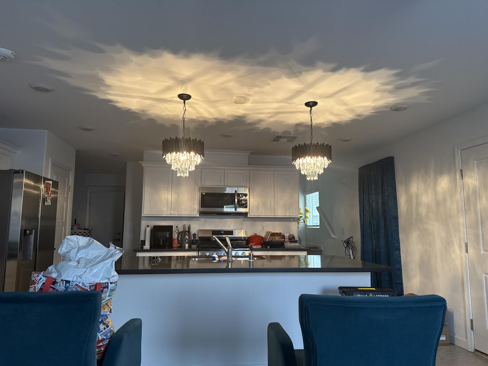 A AXILIXI Large Crystal Chandeliers Modern 30