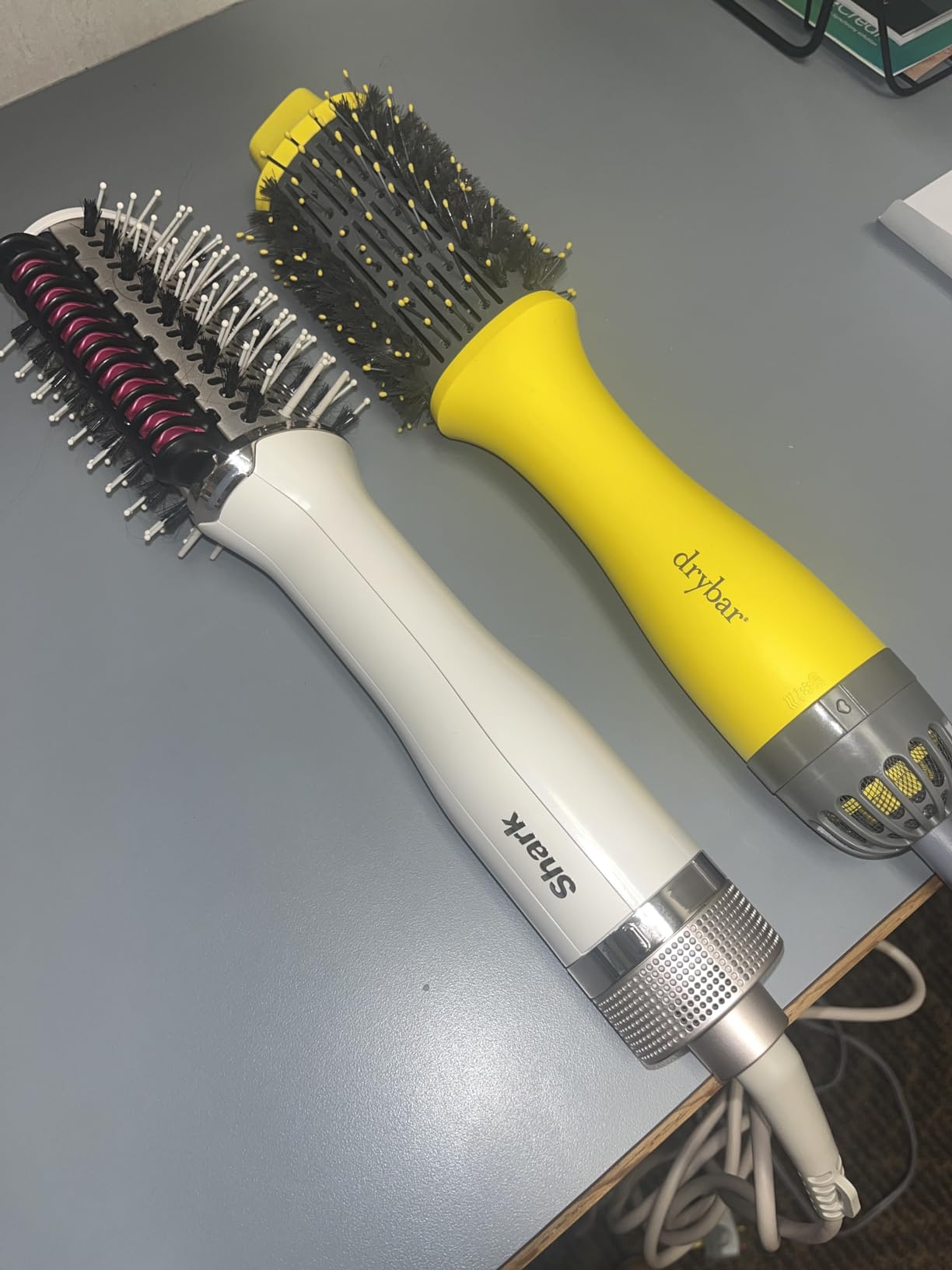 Shark SmoothStyle Heated Comb + Blow Dryer Brush, Dual Mode, for All Hair Types (HT202) customer photo 2