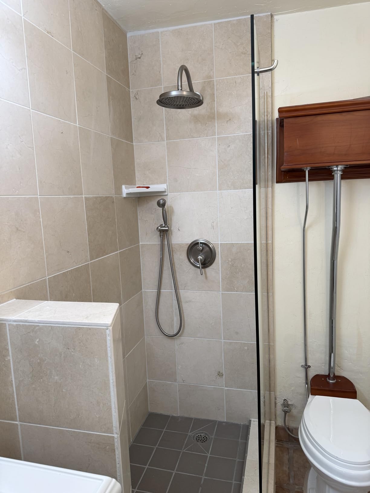 Rainfall Shower System Shower Faucet Set with Rain Shower Head and Handheld Spray, 9 inch Wall Mounted Bathroom Antique Luxury Mixer Combo Set with Pressure Balance Valve, Brushed Gold customer photo 1