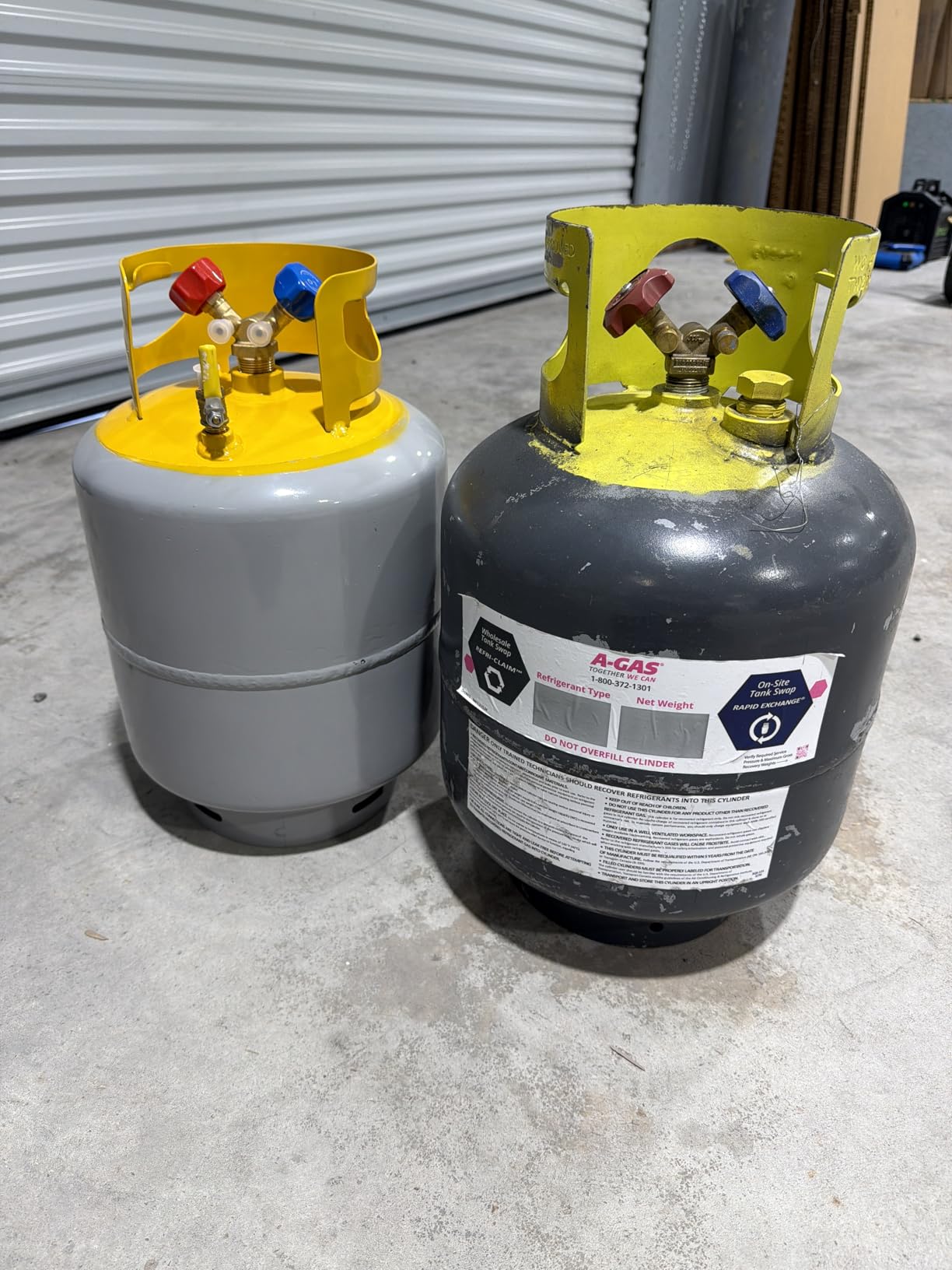 FAHKNS Refrigerant Tank 50 LB Reusable Recovery Cylinder Tank 1/4 SAE Y-Valve for Liquid/Vapor HVAC Recovery Can Without Float Switch Gray Yellow for R12, R22, R134A, R410A, Butane, Propane customer photo 1