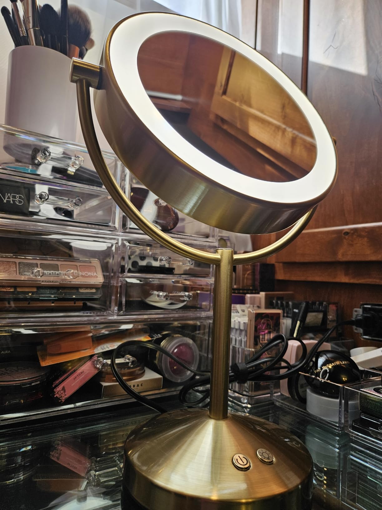 Conair Lighted Makeup Mirror, Double-Sided LED Vanity Mirror with 1X/10X Magnification, 3 Light Settings, 3 Modes, 360-Degree Rotation, Satin Nickel Finish customer photo 1