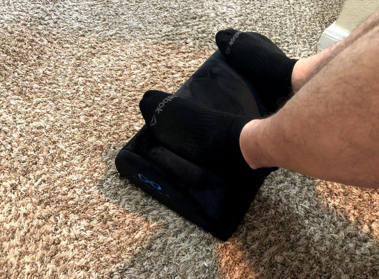 Elevate Series by Everlasting Comfort Adjustable Cloud Foot Rest for Under Desk at Work with Pressure Point Nodes - Comfortable Memory Foam Office Foot Stool & Desk Pillow customer photo 2