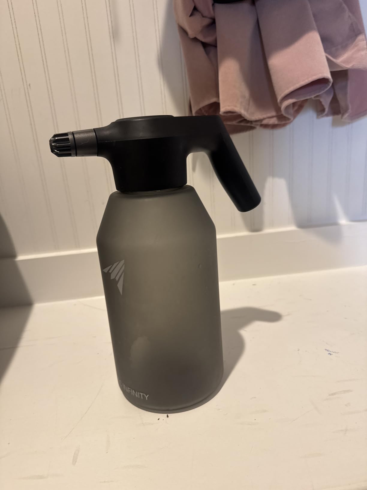 AC Infinity Automatic Sprayer, 2L Portable Electric Spray Bottle, USB Rechargeable with Adjustable Nozzle Spout for Plants Fertilizing Gardening and Cleaning (Graphite) customer photo 1