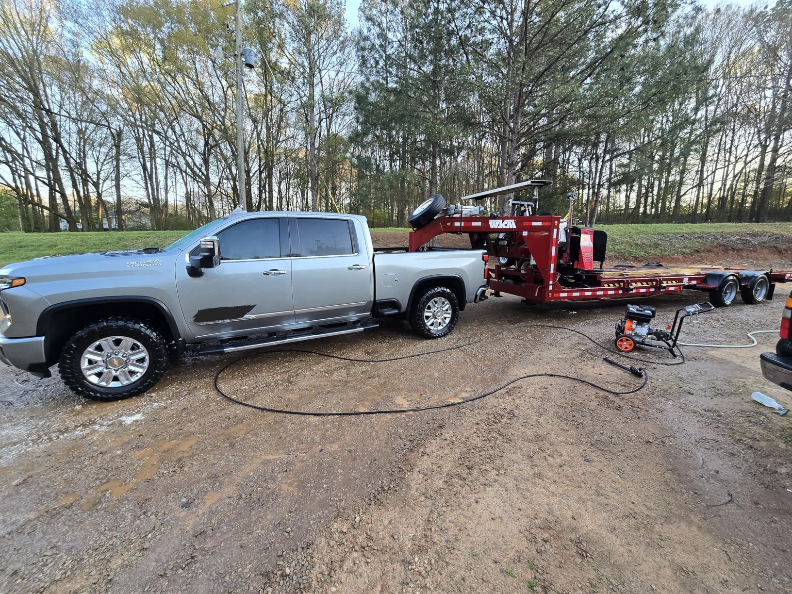 VEVOR Gas Pressure Washer, 4400 PSI 4.0 GPM, Gas Powered Pressure Washer with Copper Pump, Spray Gun and Extension Wand, 5 Quick Connect Nozzles, for Cleaning Cars, Homes, Driveways, Patios customer photo 2