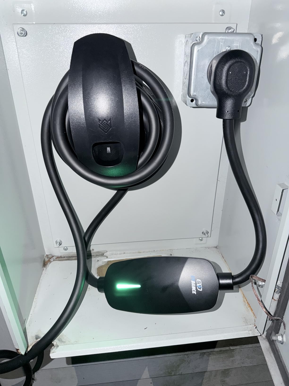 EVDANCE Level 2 EV Charger for Tesla, 32A/7.68kW Fast Home & Portable EV Charging Station with 25FT Cable, NEMA 14-50 Plug, NACS Connector Compatible with All Tesla Models S/3/X/Y/Cybertruck customer photo 2