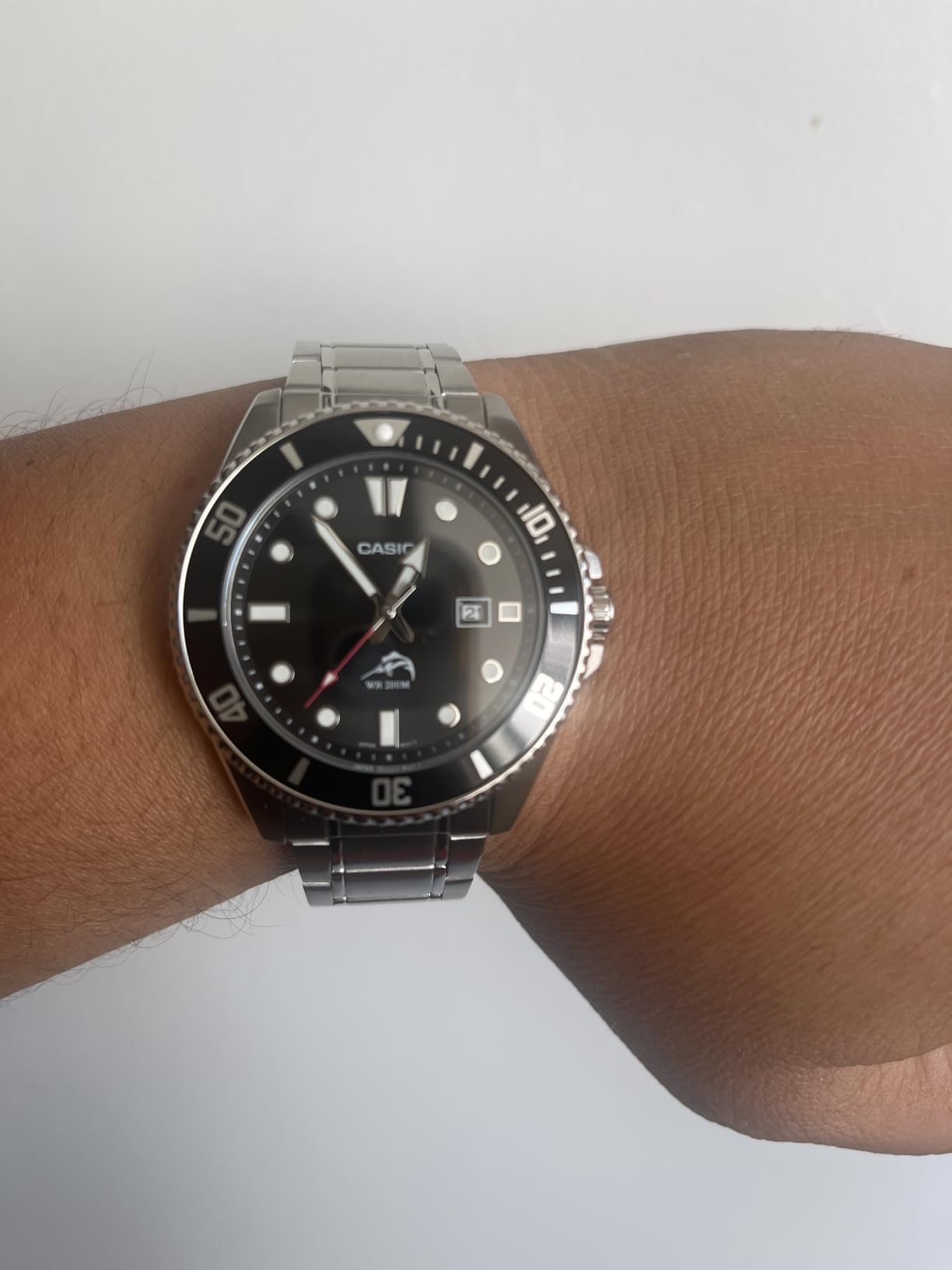 Casio Classic Diver Stainless Steel Watch Date Indicator MDV-106DD-1A1VCF, Black/Silver customer photo 1