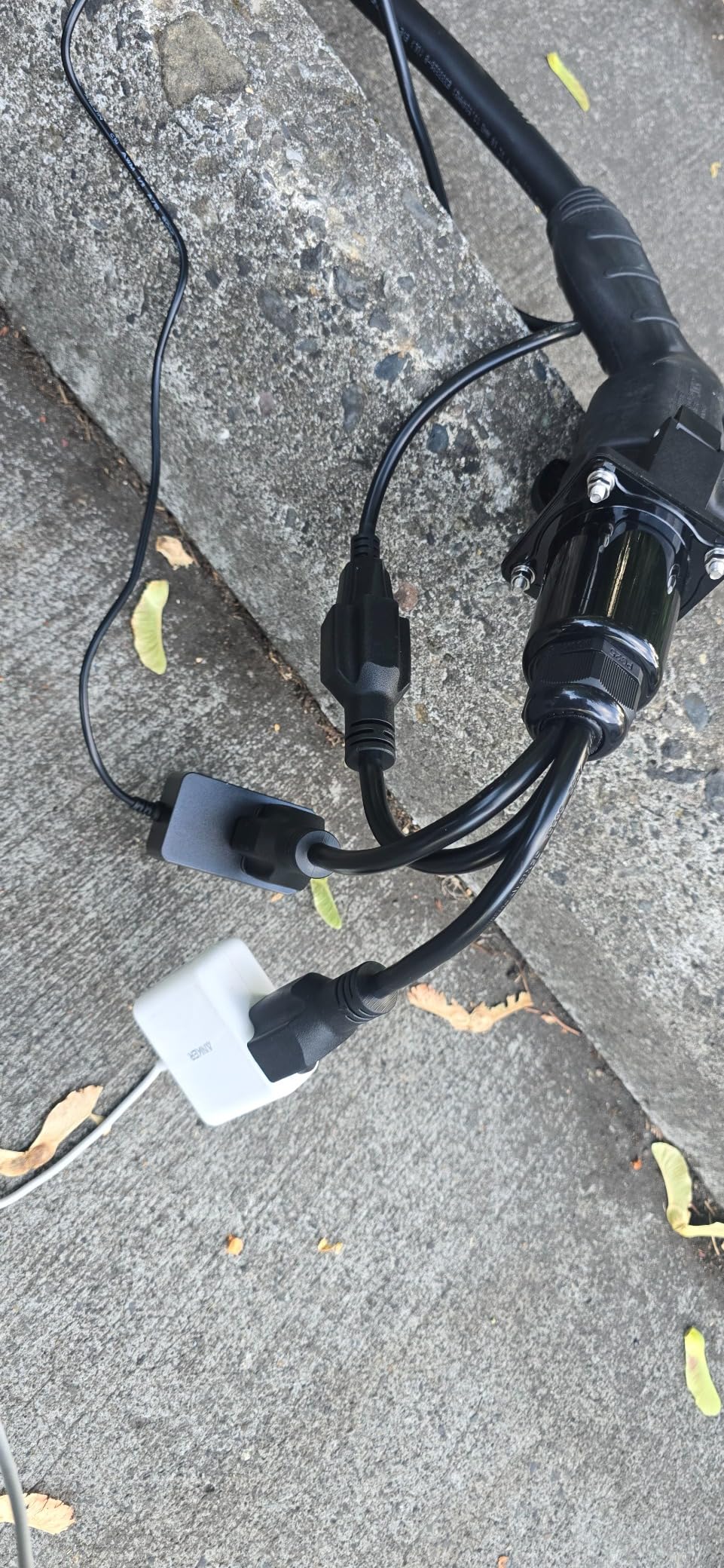 J1772 to Nema 5-15/5-20 Discharger, EV Station Charging Adapter with 0.2M Cable and Three Socket Holes,EV Adapter Plug,J1772 to Nema 5-20 for E-Bike/Scooter/One Wheel, 3 PLUGE customer photo 1