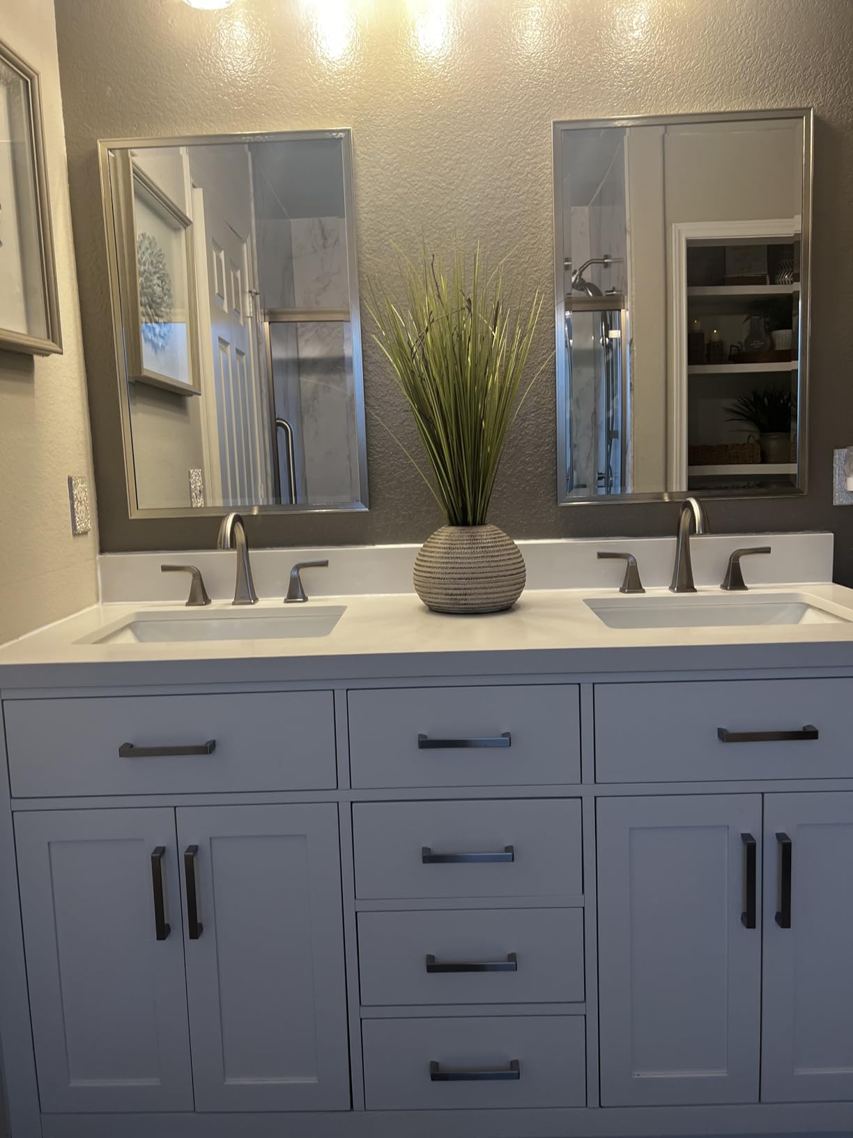 ARIEL Hepburn 60-inch Bathroom Vanity with Sink, Solid Wood, 1.5-inch Carrara White Quartz Countertop & Backsplash, Double Rectangular Porcelain Sink, 4 Soft Closing Doors, 6 Dovetail Drawers, White customer photo 1