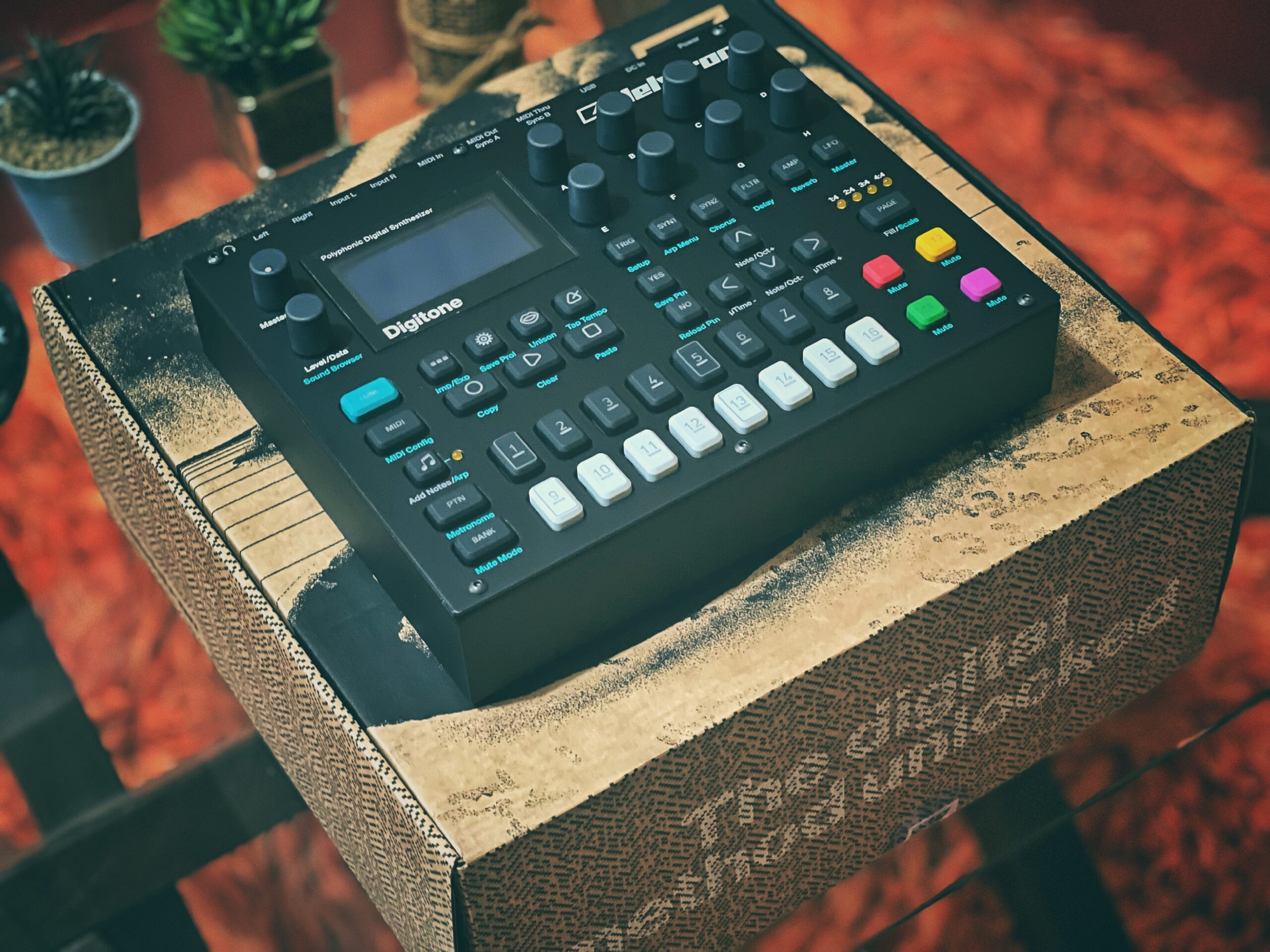 Elektron Digitakt II 16-Track Drum Computer and Sampler with Advanced Sequencing Capabilities customer photo 1