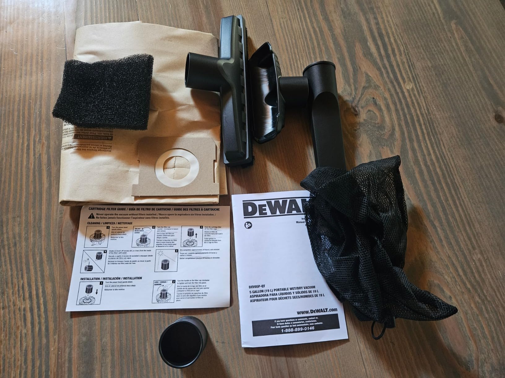 DEWALT Wet Dry Shop Vac 5 Gallon, STEALTHSONIC Ultra Quiet Shop Vacuum Wet and Dry 4 Peak HP, Powerful Suction Wet Dry Vacuum Cleaner, Portable Vacuum for Home, Garage, Workshop, Jobsite, DXV05P-QT customer photo 1
