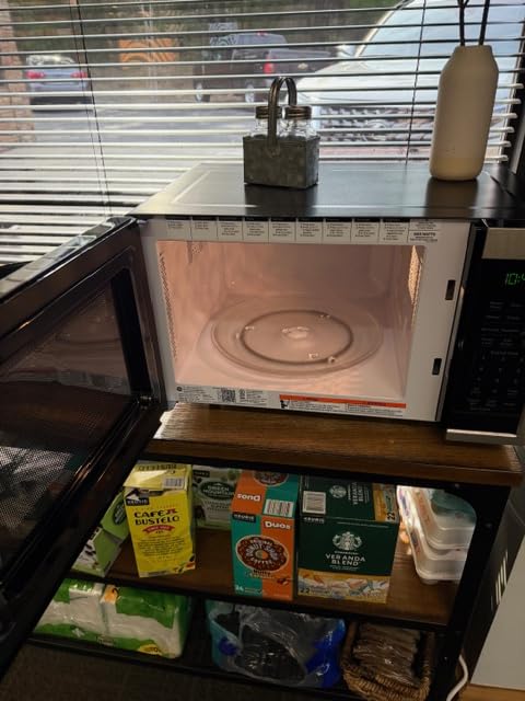 GE Countertop Microwave Oven, Compact 0.9 Cubic Ft., 900-watt Capacity, 7 Auto Cooking Settings, Child-Lock Technology, Kitchen Essentials for The Countertop, Dorm Room or Apartment, Stainless Steel customer photo 2