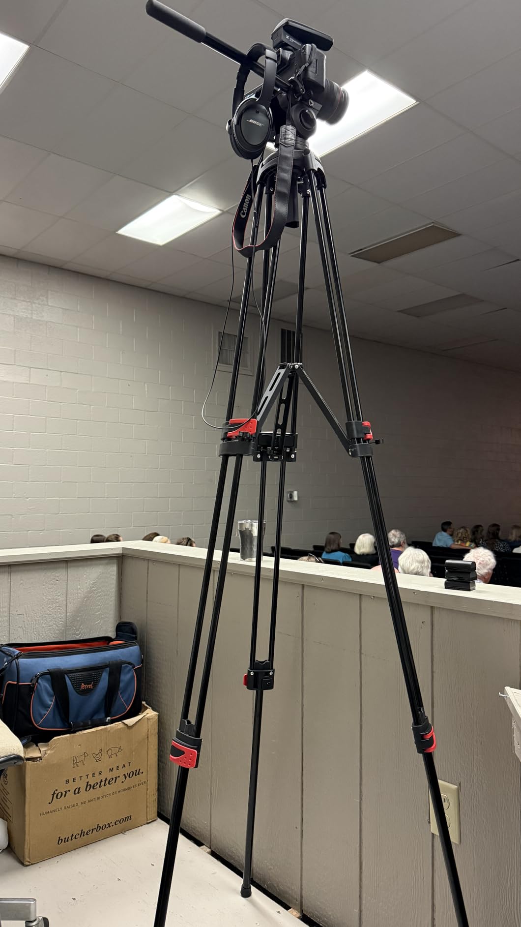 NEEWER Basic 74