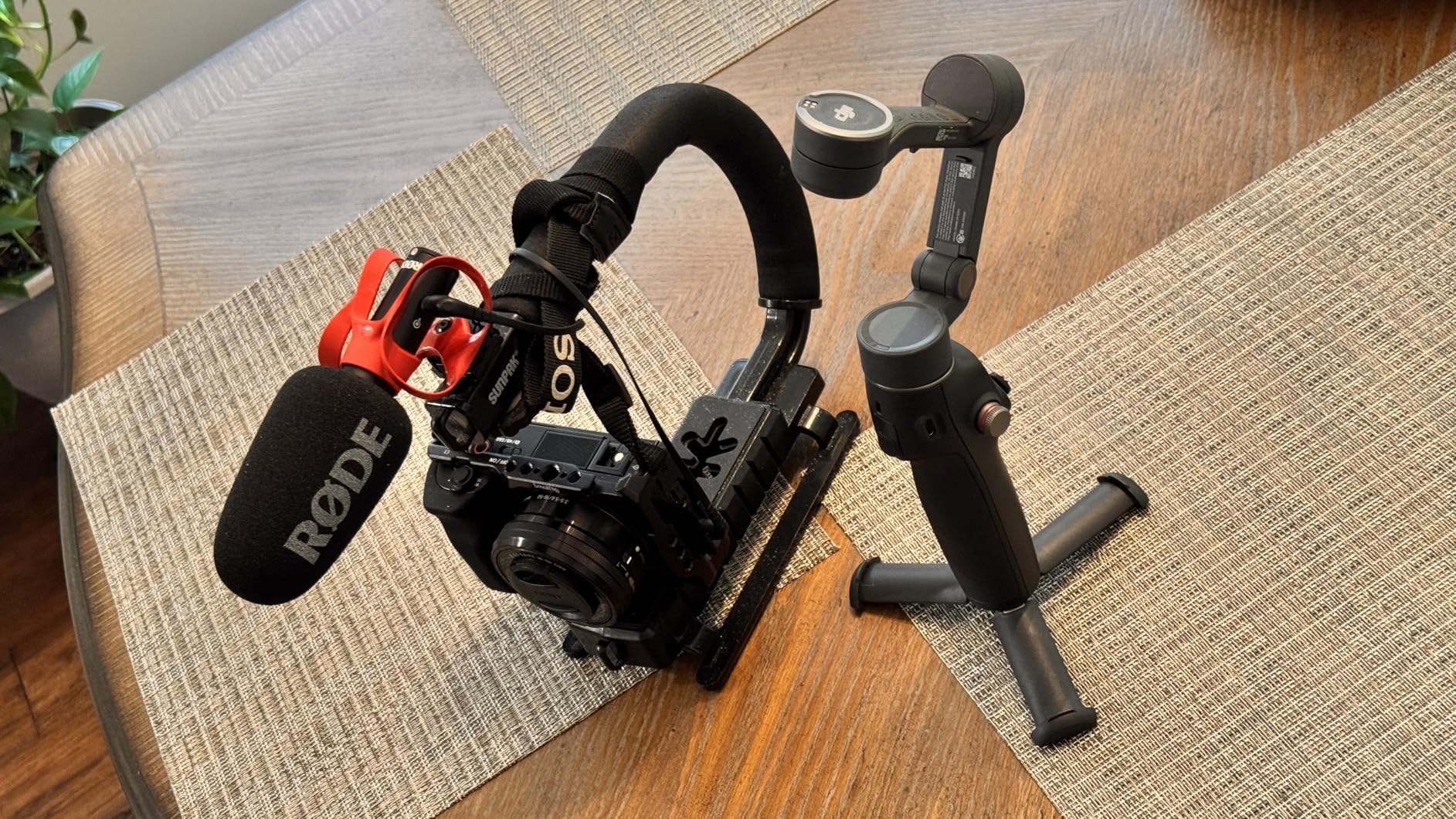 RØDE VideoMic GO II Helix | Ultra-Compact On-Camera Shotgun Microphone with Both 3.5mm and USB Outputs for Filmmaking, Content Creation, Podcasting and Video Calls (3rd Gen) customer photo 1