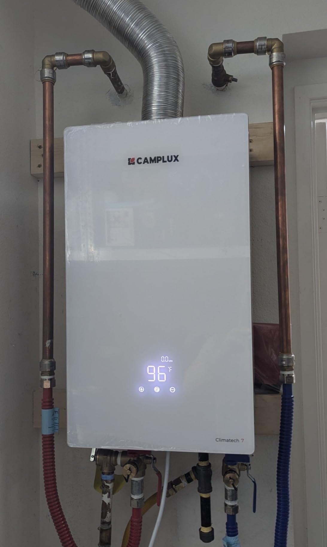 CAMPLUX Climatech 7 170,000 BTU(Real Data) Tankless Water Heater Gas, 6.86 GPM(Up to 7.6 GPM), CSA Certified On Demand Tankless Hot Water Heater Natural Gas Indoor for Whole House, 4-6 Outlets customer photo 2